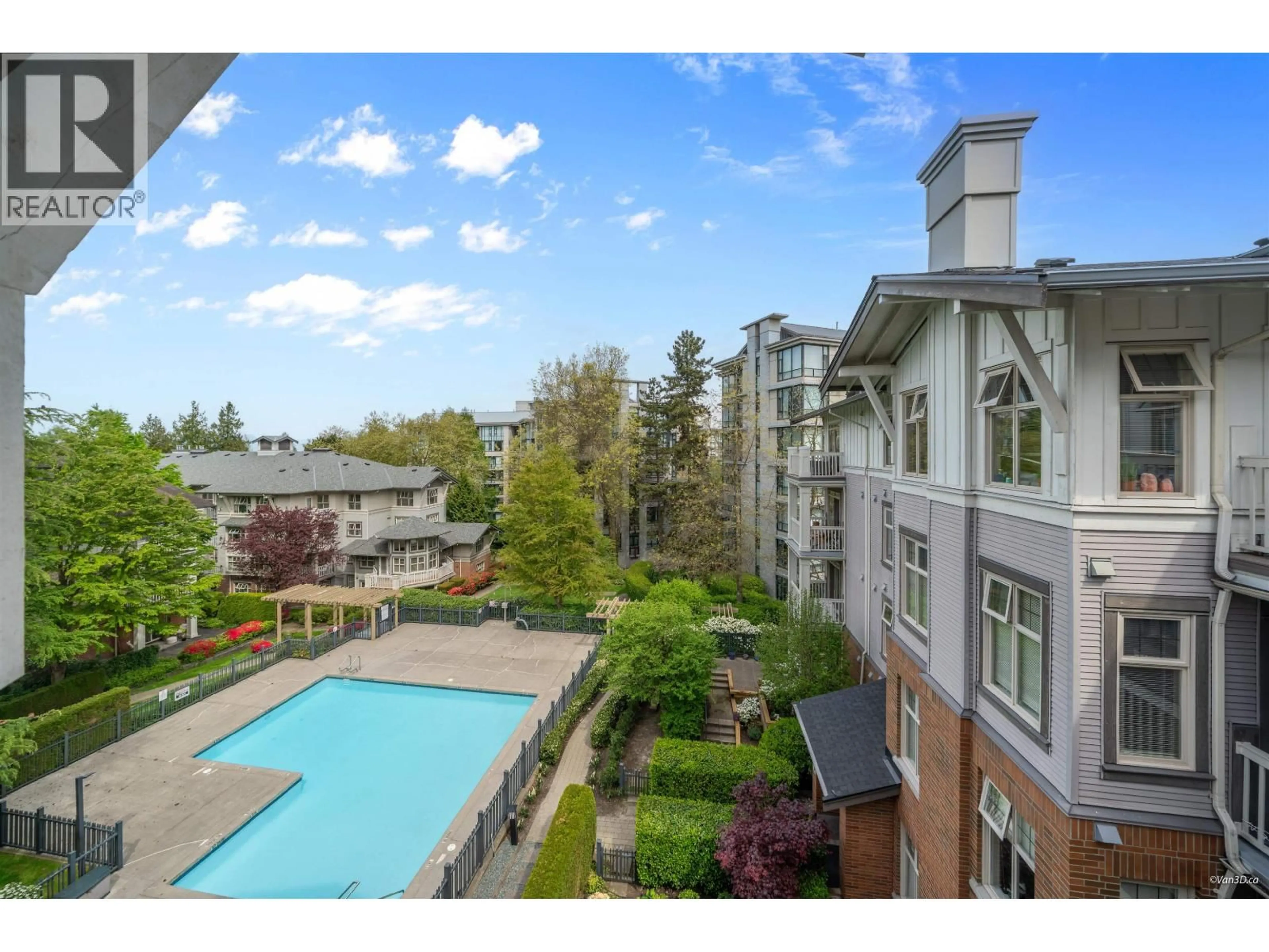 A pic from outside/outdoor area/front of a property/back of a property/a pic from drone, city buildings view from balcony for 404 - 4883 MACLURE MEWS, Vancouver British Columbia V6J5M8