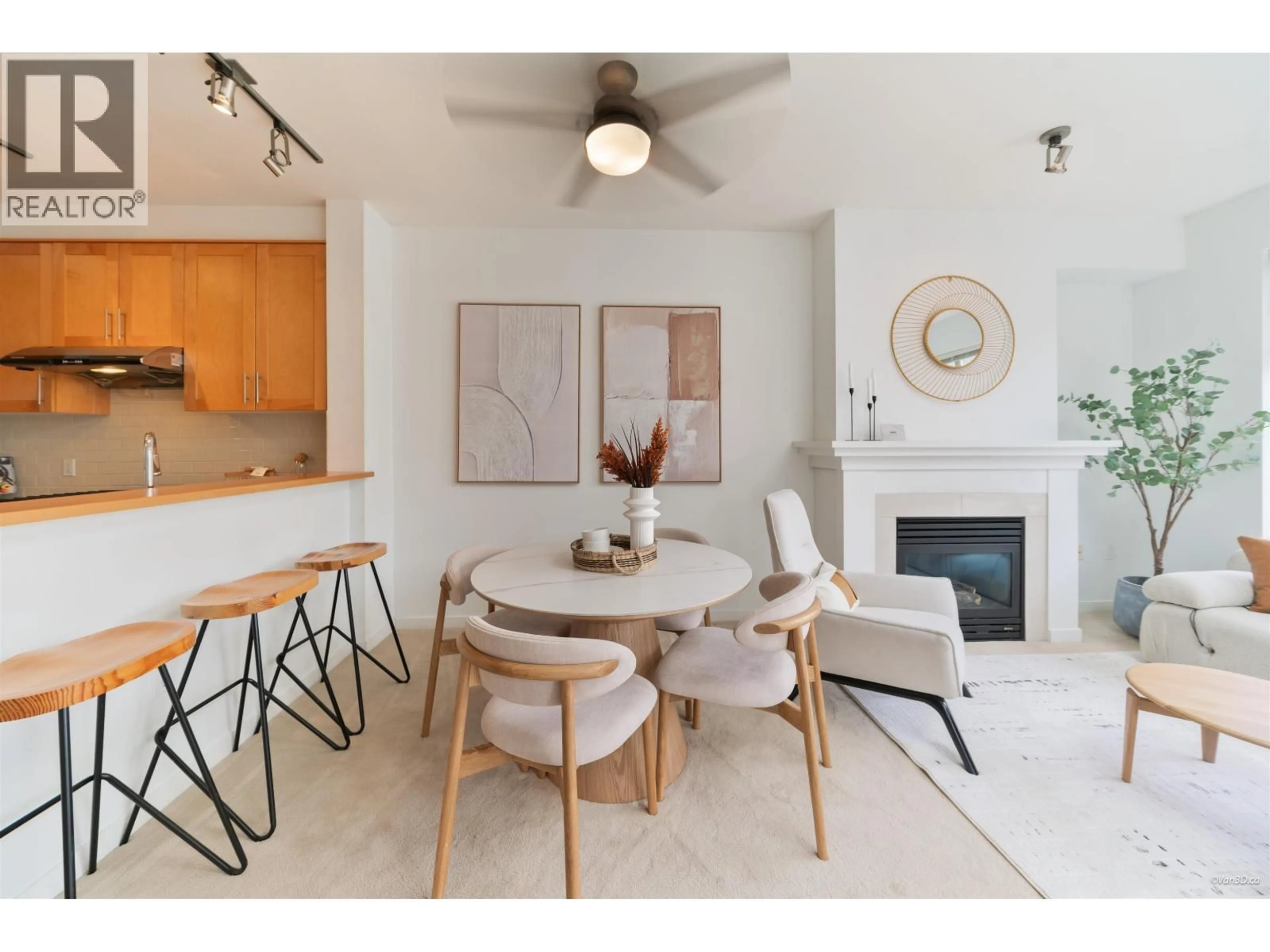 Unknown for 404 - 4883 MACLURE MEWS, Vancouver British Columbia V6J5M8