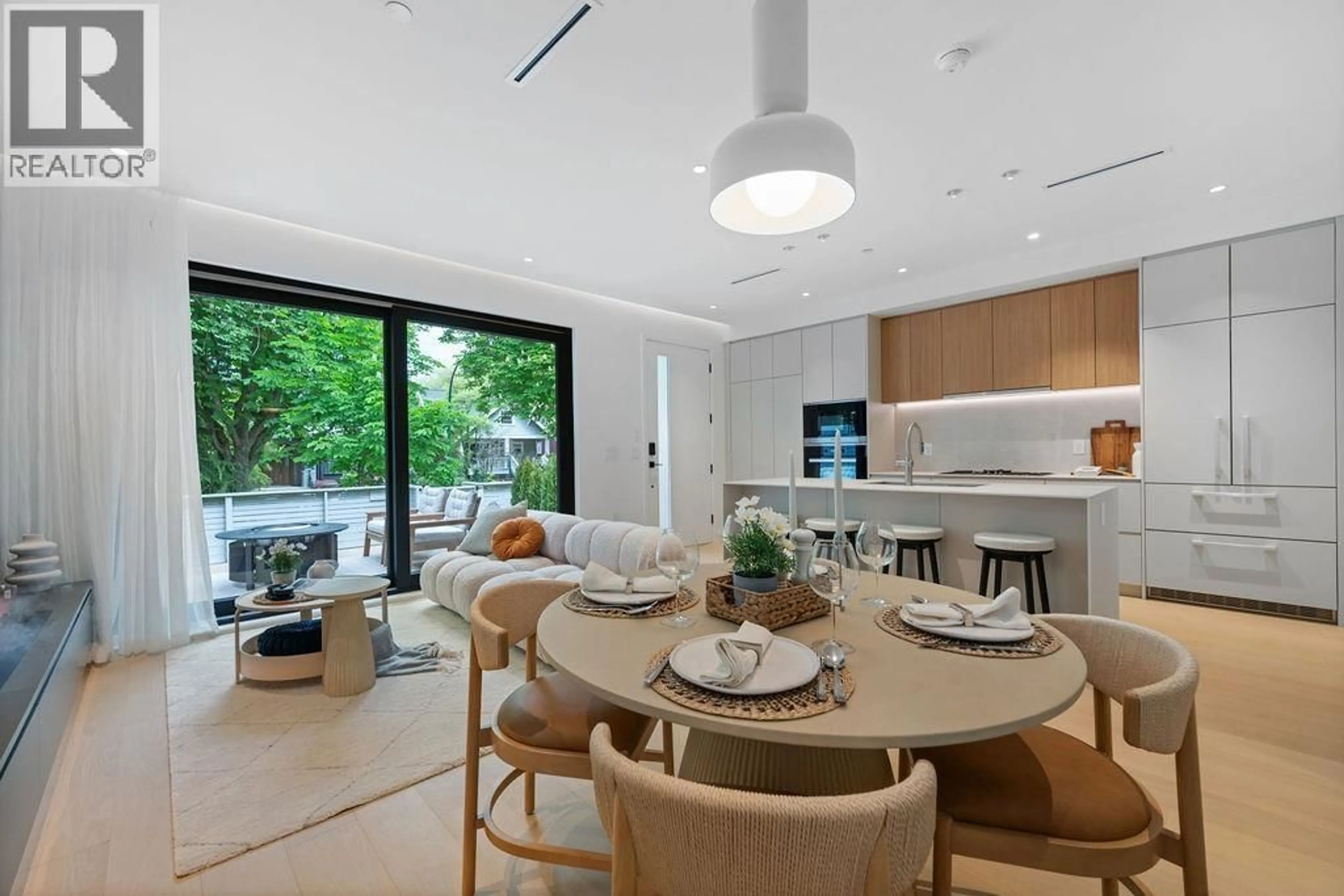 Unknown for 1 - 2926 12TH AVENUE, Vancouver British Columbia V6K2R3