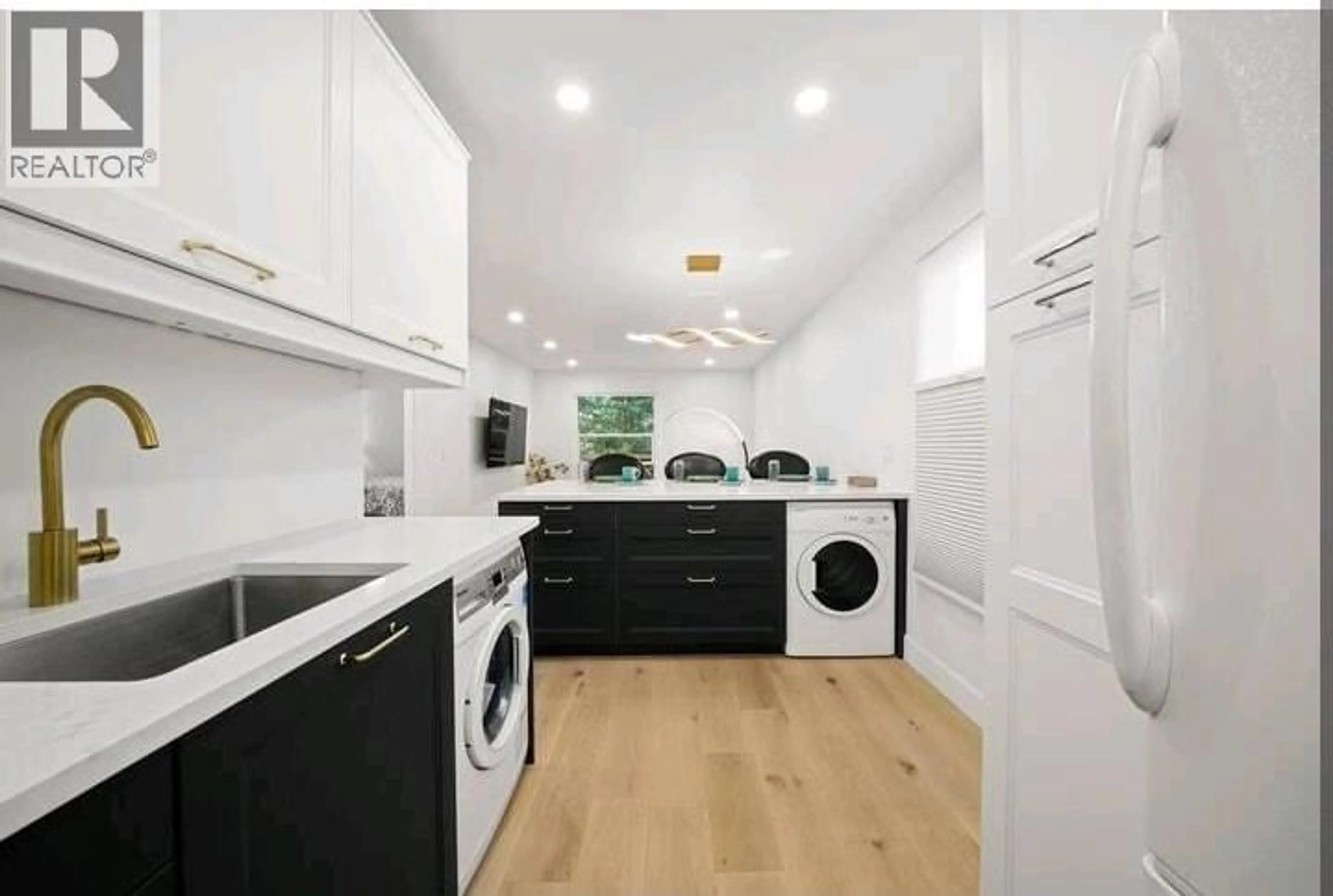 Unknown for 1620 MCLEAN DRIVE, Vancouver British Columbia V5L3P3
