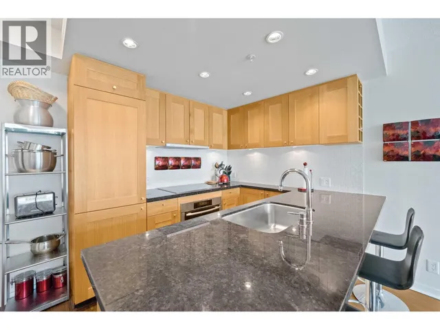 2001 - 821 CAMBIE STREET, Vancouver 2