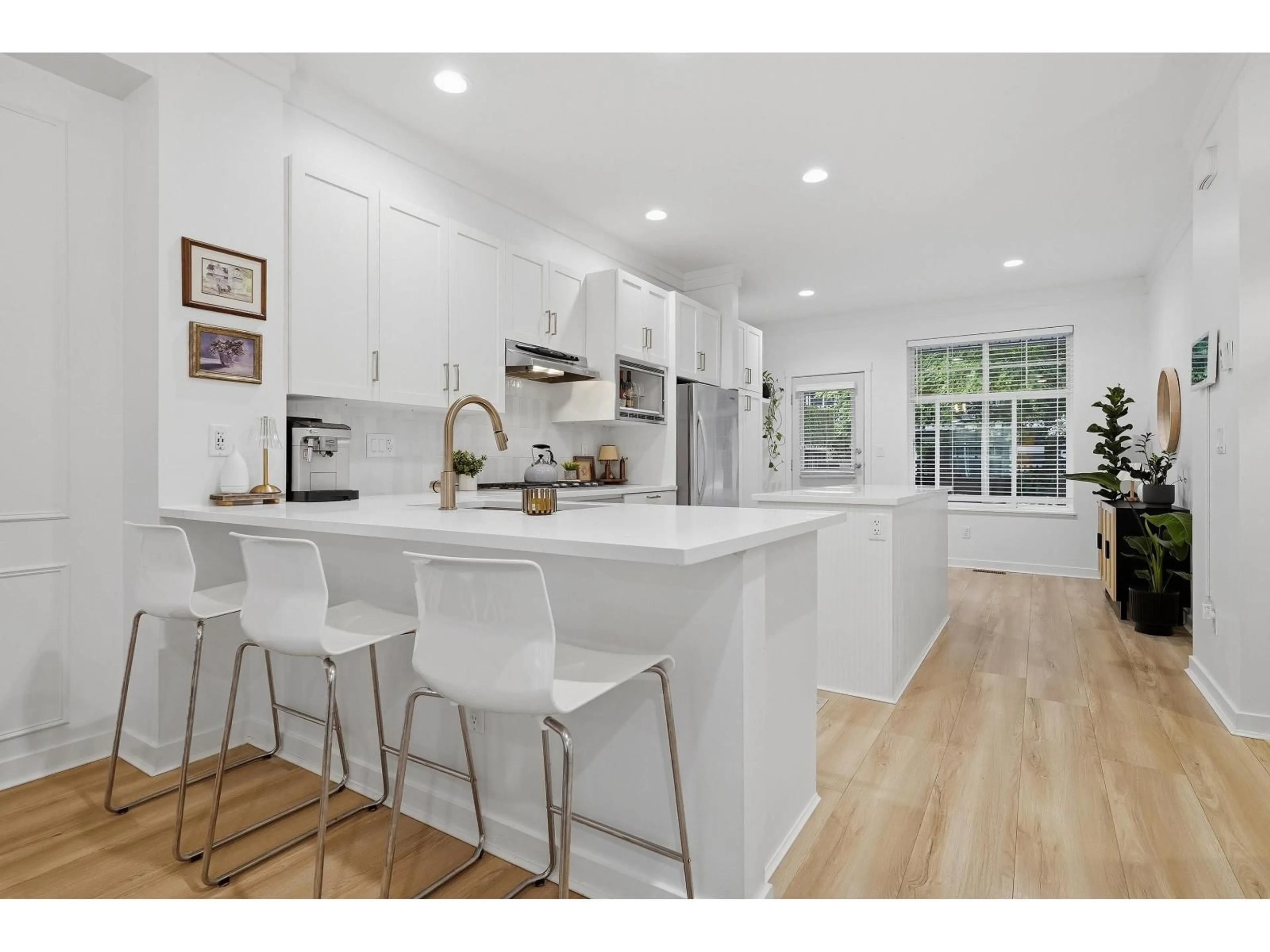Open concept kitchen, unknown for 48 - 3009 156 STREET, Surrey British Columbia V3Z0N9