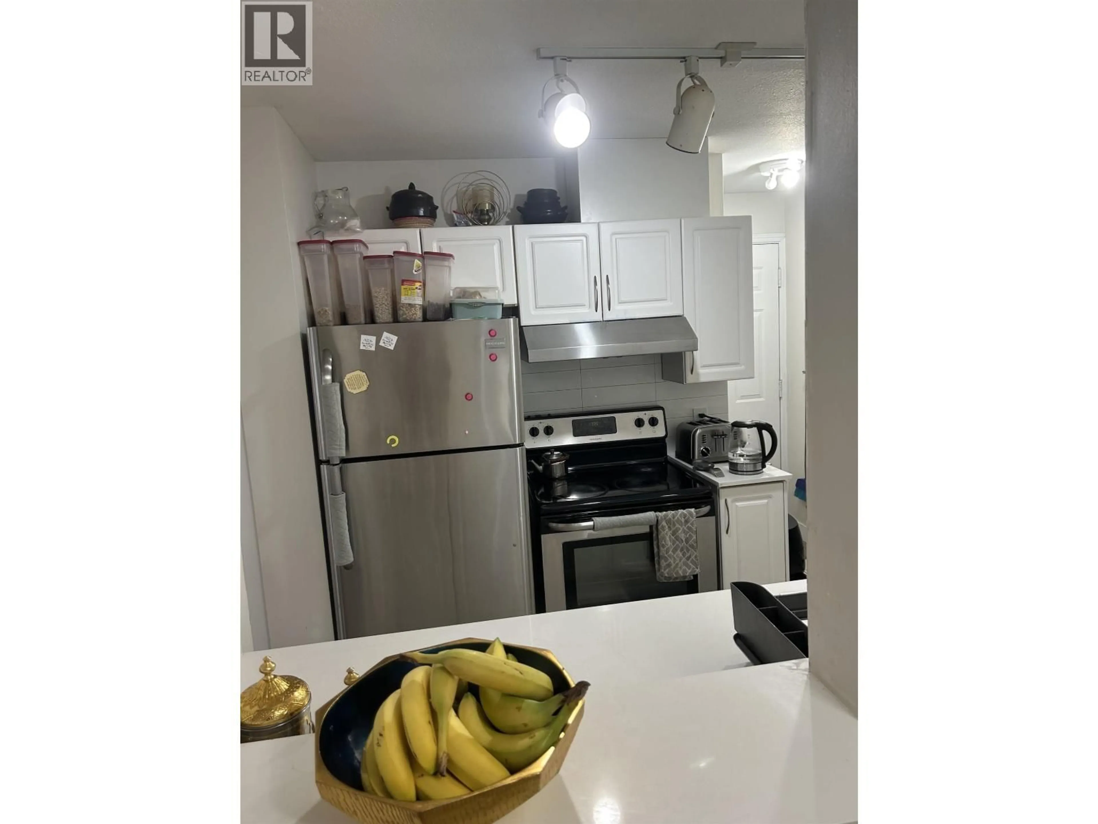 Standard kitchen, unknown for 209 - 3978 ALBERT STREET, Burnaby British Columbia V5C2E1