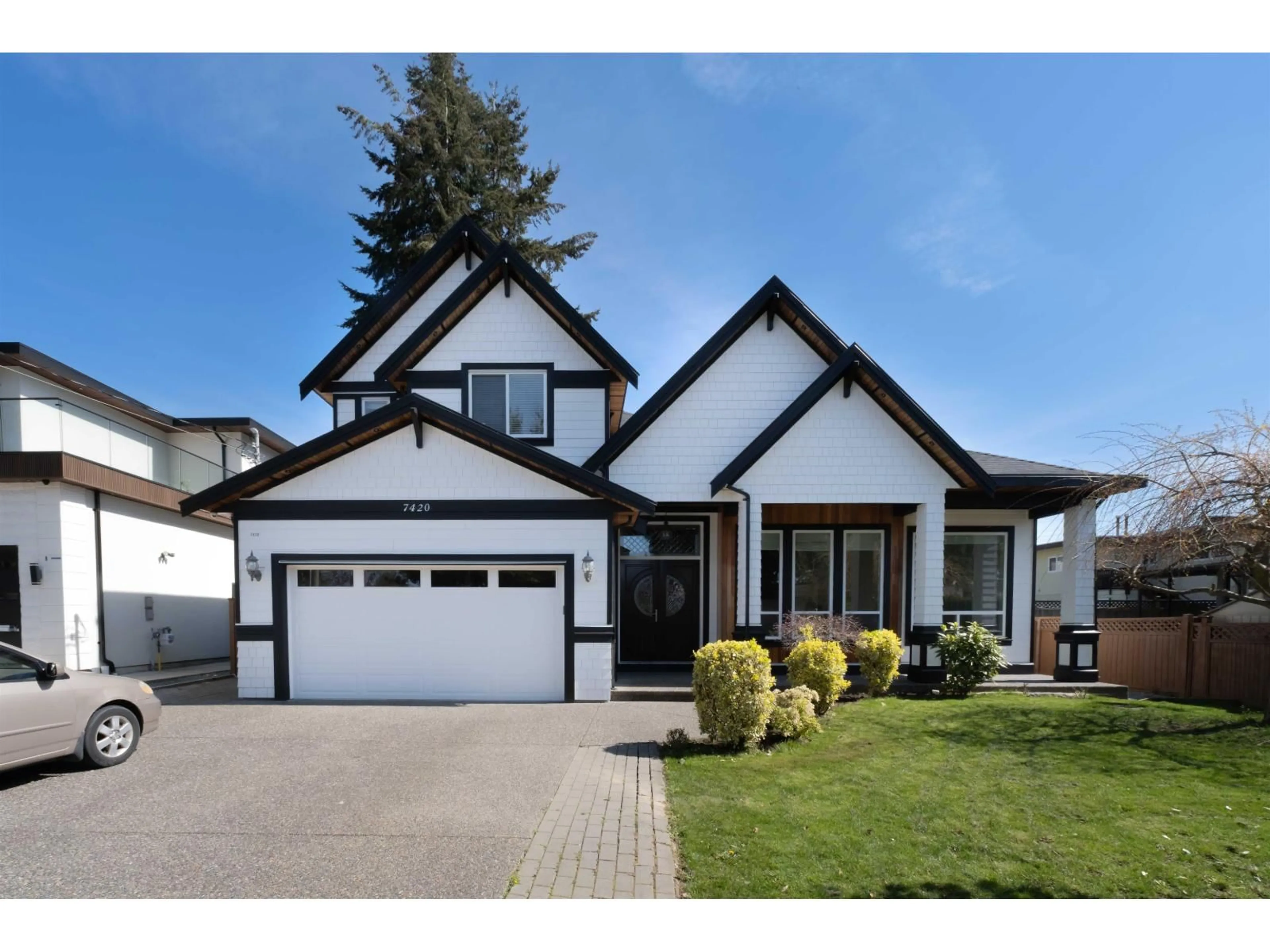 Home with vinyl exterior material, street for 7420 116 STREET, Delta British Columbia V4C5T2