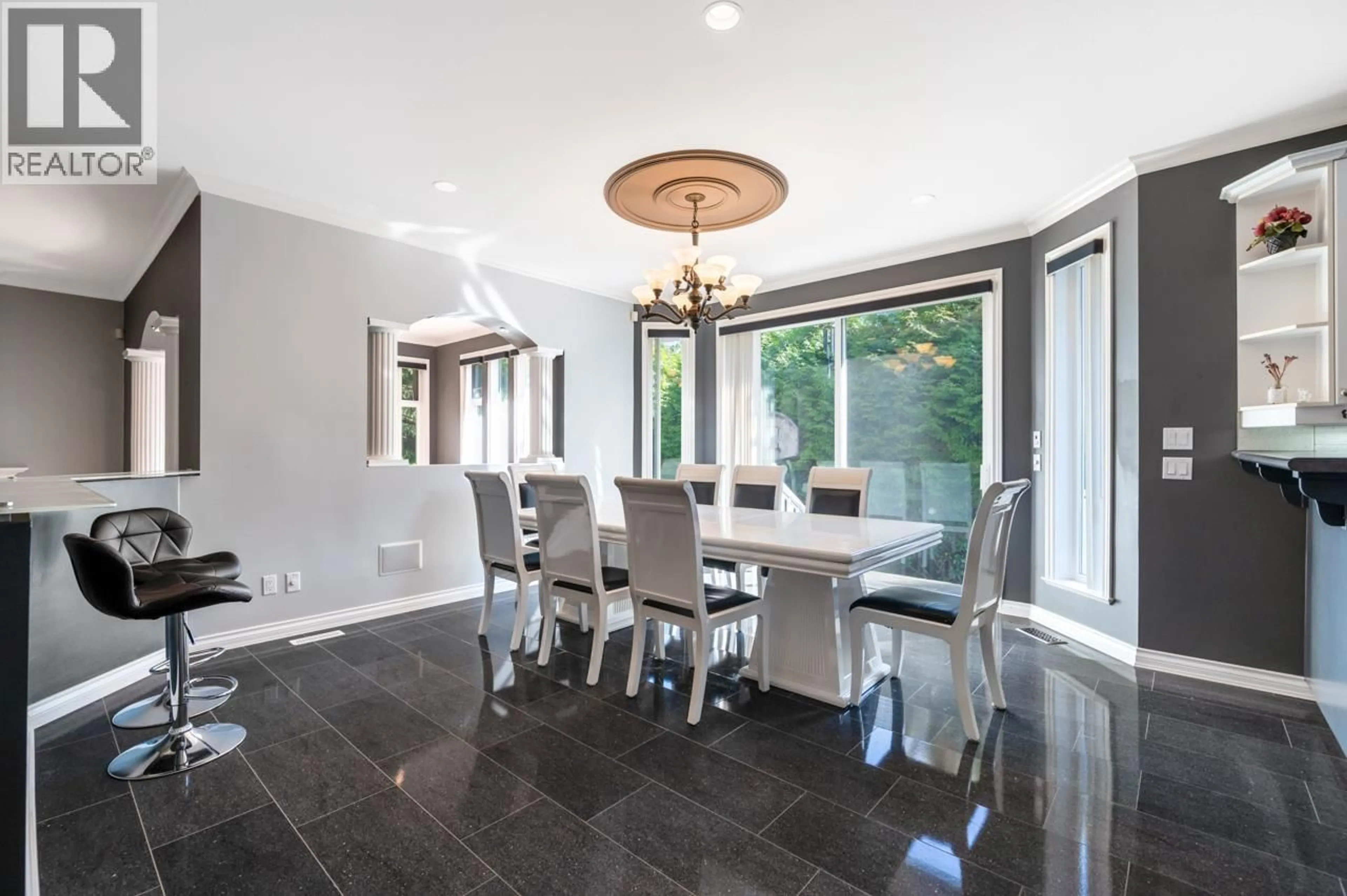 Dining room, ceramic/tile floor for 6030 ELGIN AVENUE, Burnaby British Columbia V5H3S4