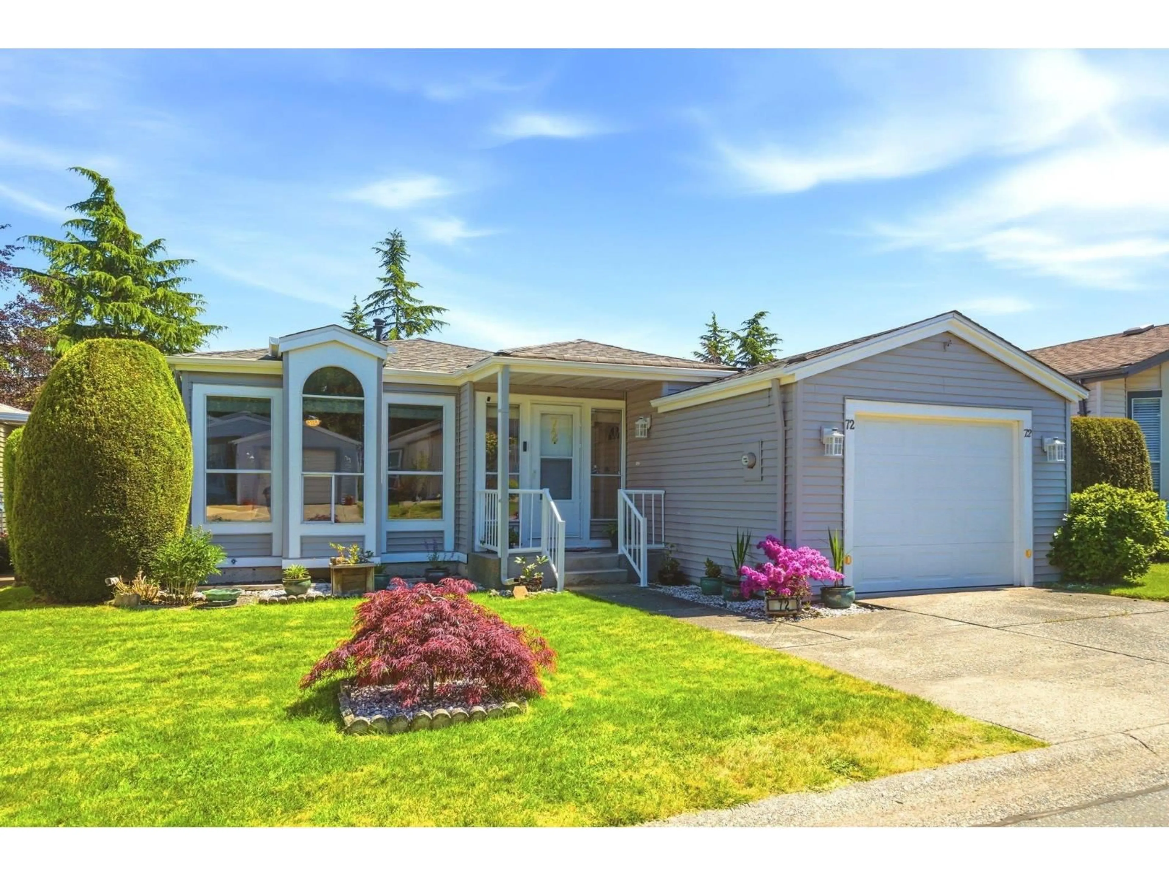 Home with vinyl exterior material, street for 72 - 2345 CRANLEY DRIVE, Surrey British Columbia V4A9G5