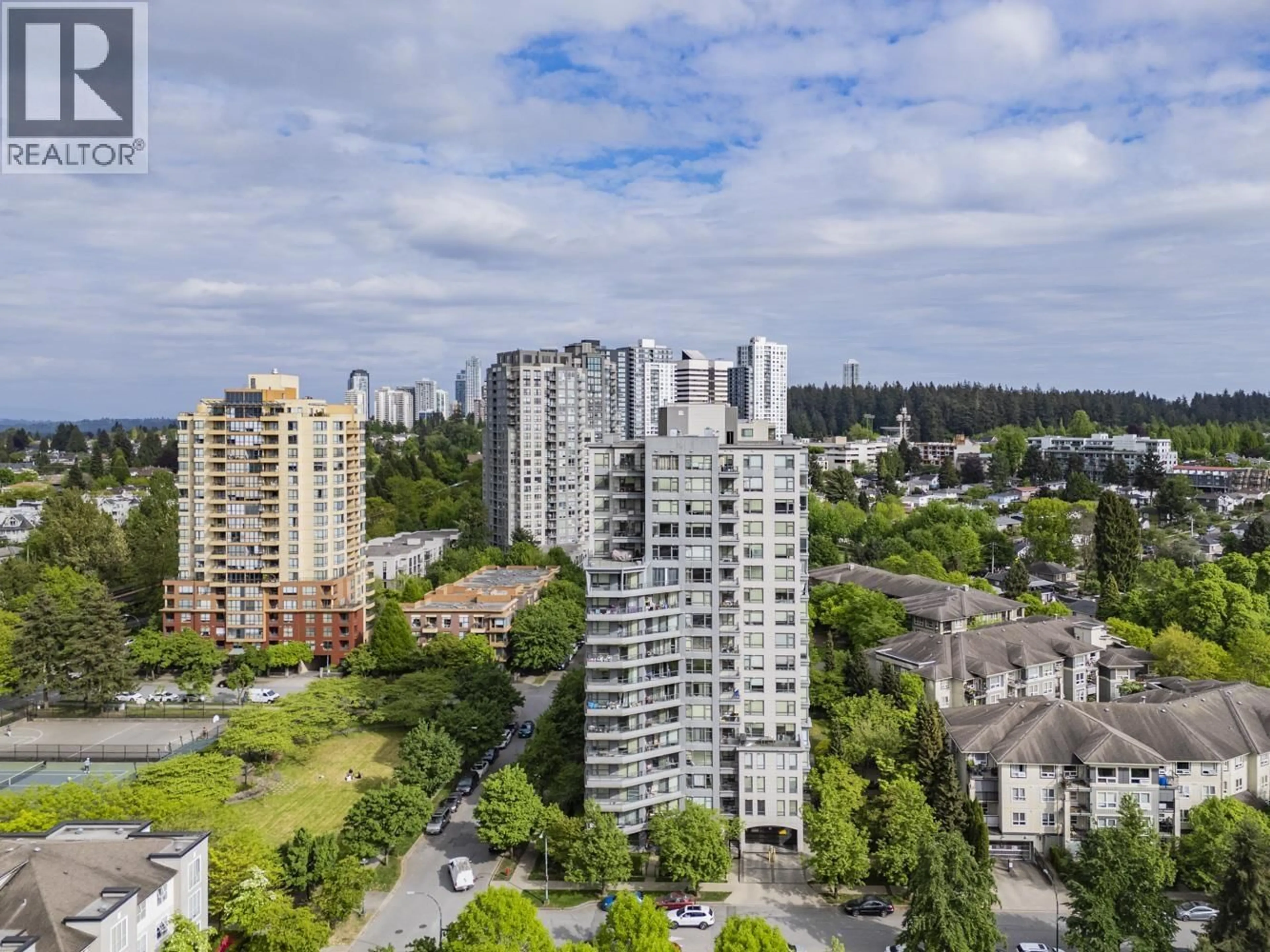 A pic from outside/outdoor area/front of a property/back of a property/a pic from drone, city buildings view from balcony for 503 - 3520 CROWLEY DRIVE, Vancouver British Columbia V5R6G9