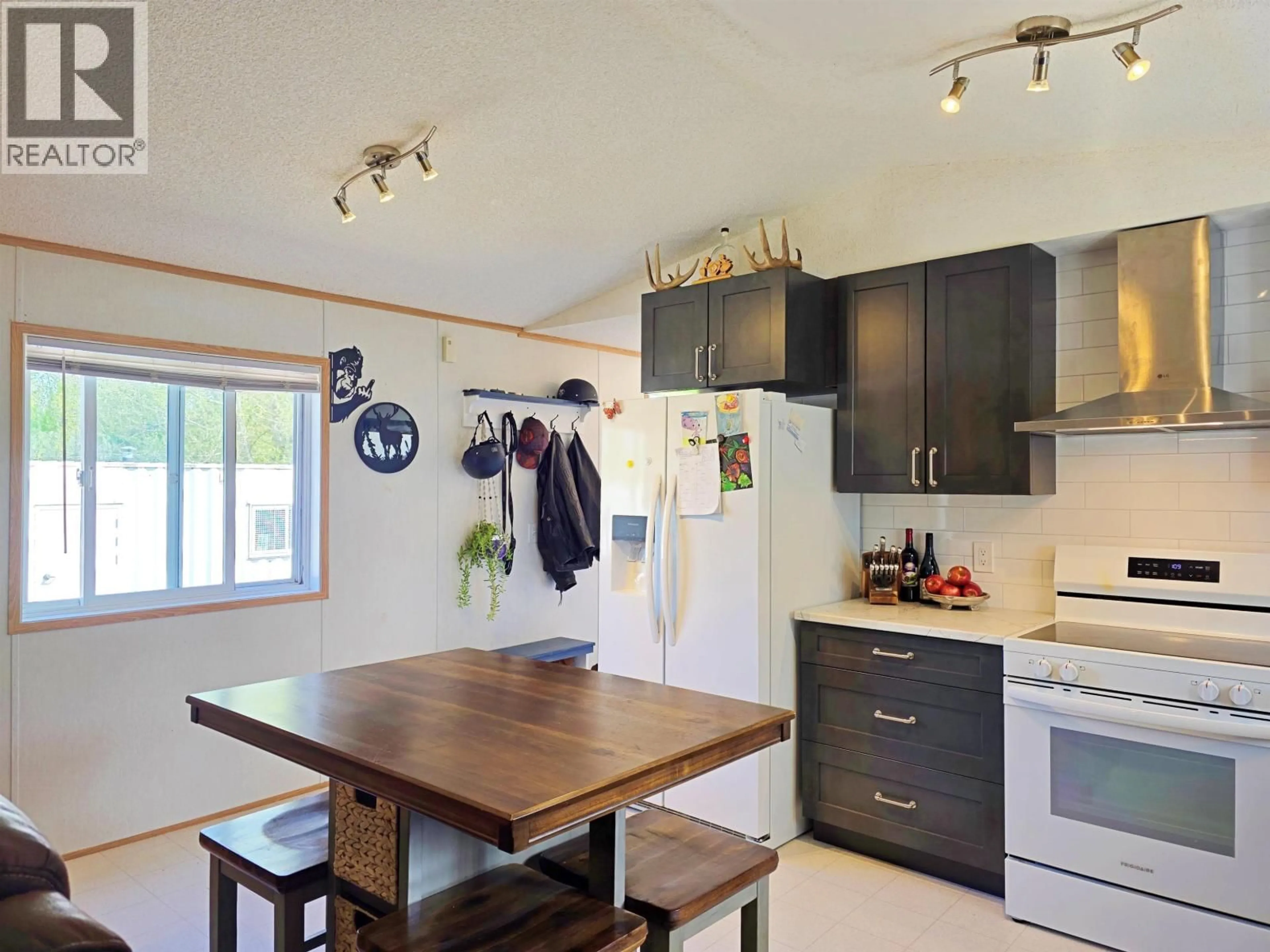 Unknown for 1286 BASS ROAD, Quesnel British Columbia V2J3W5