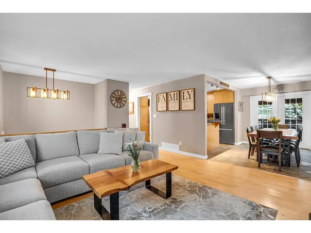 11472 85 AVENUE, Delta 4