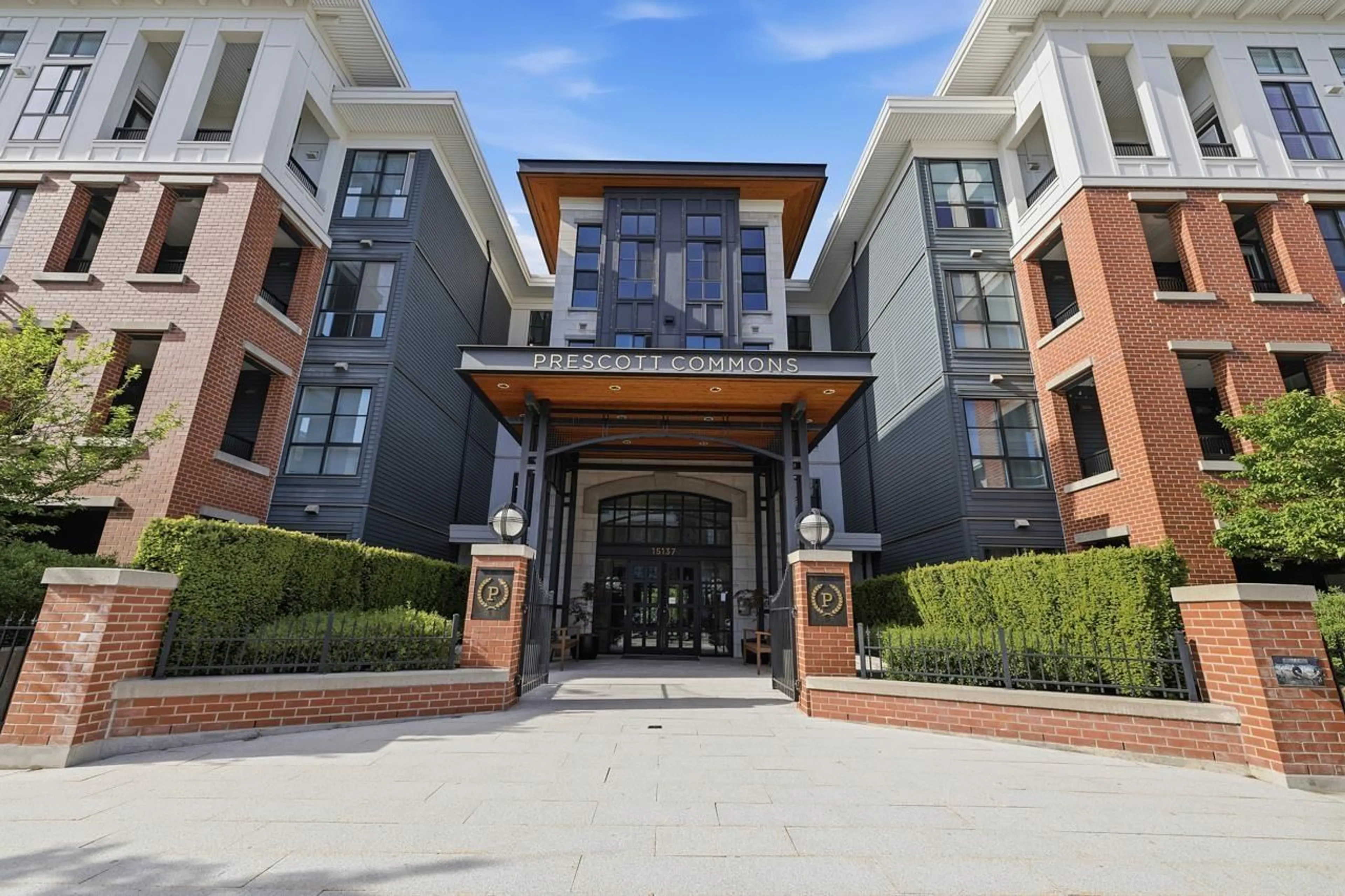 Unknown for 304 - 15137 33 AVENUE, Surrey British Columbia V3Z0Y1