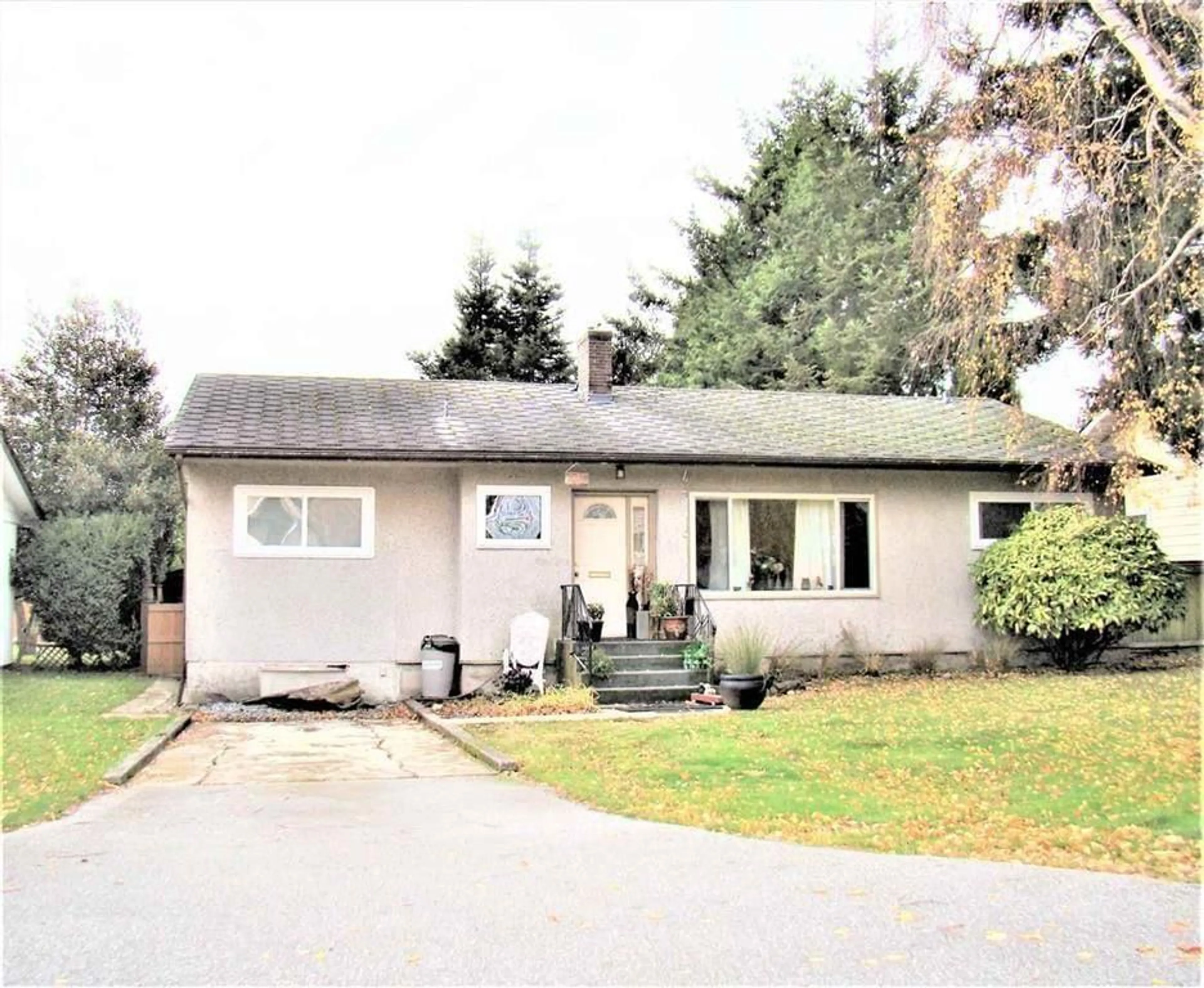 Unknown for 15422 PACIFIC AVENUE, White Rock British Columbia V4B1R5