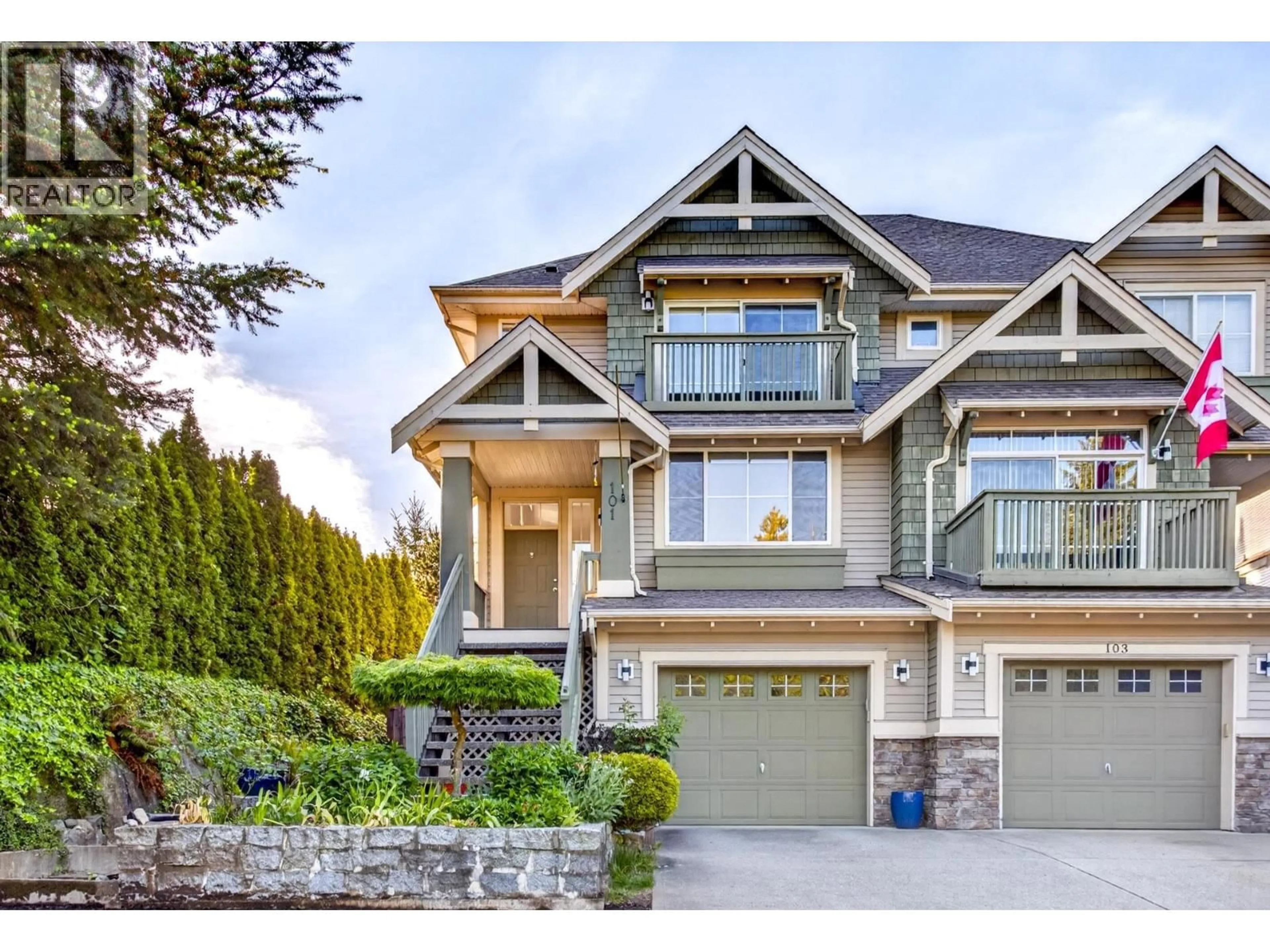 Home with vinyl exterior material, street for 101 FOREST PARK WAY, Port Moody British Columbia V3H5J4