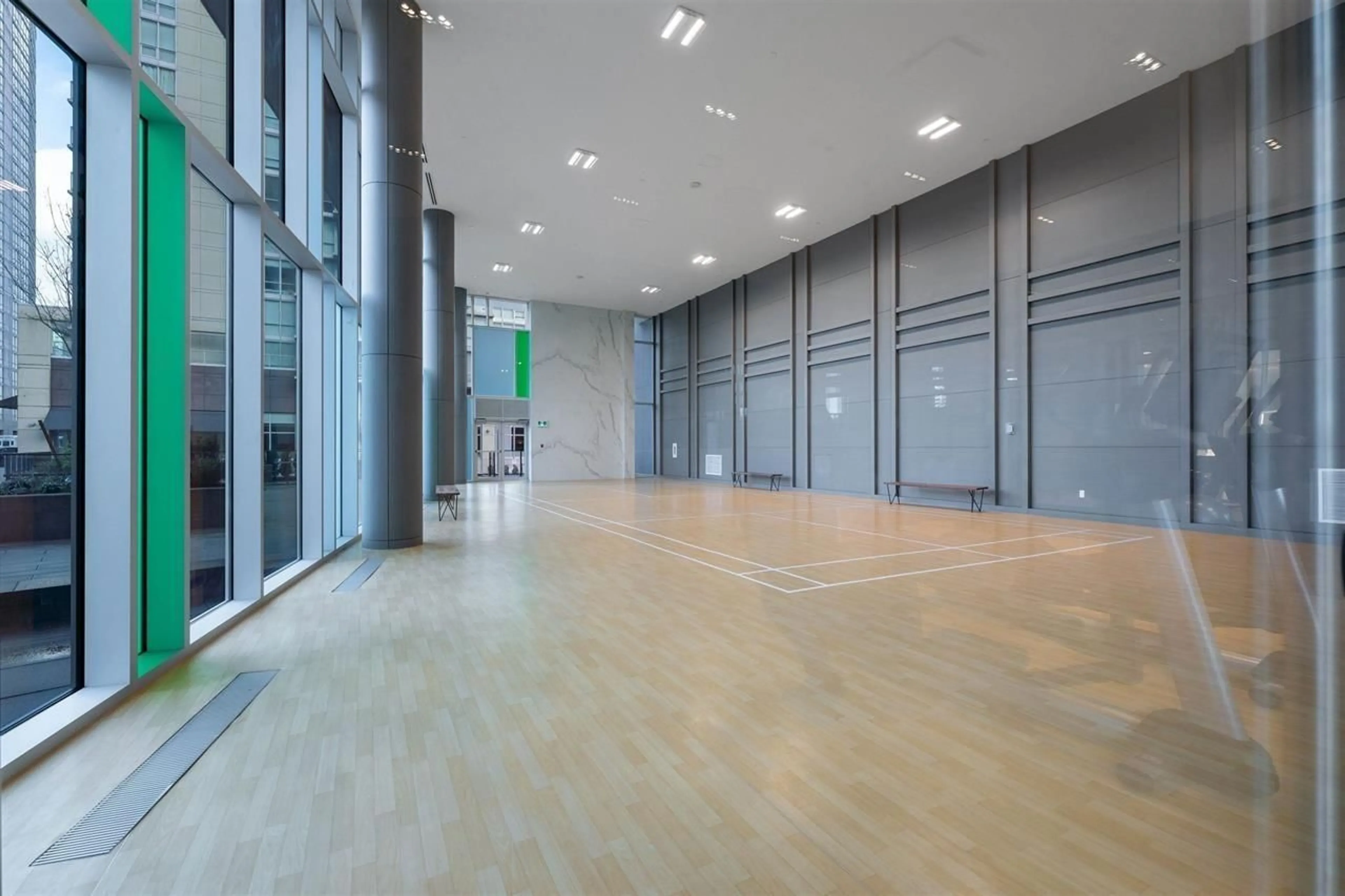 Indoor foyer for 2610 - 9887 WHALLEY BOULEVARD, Surrey British Columbia V3T0P4