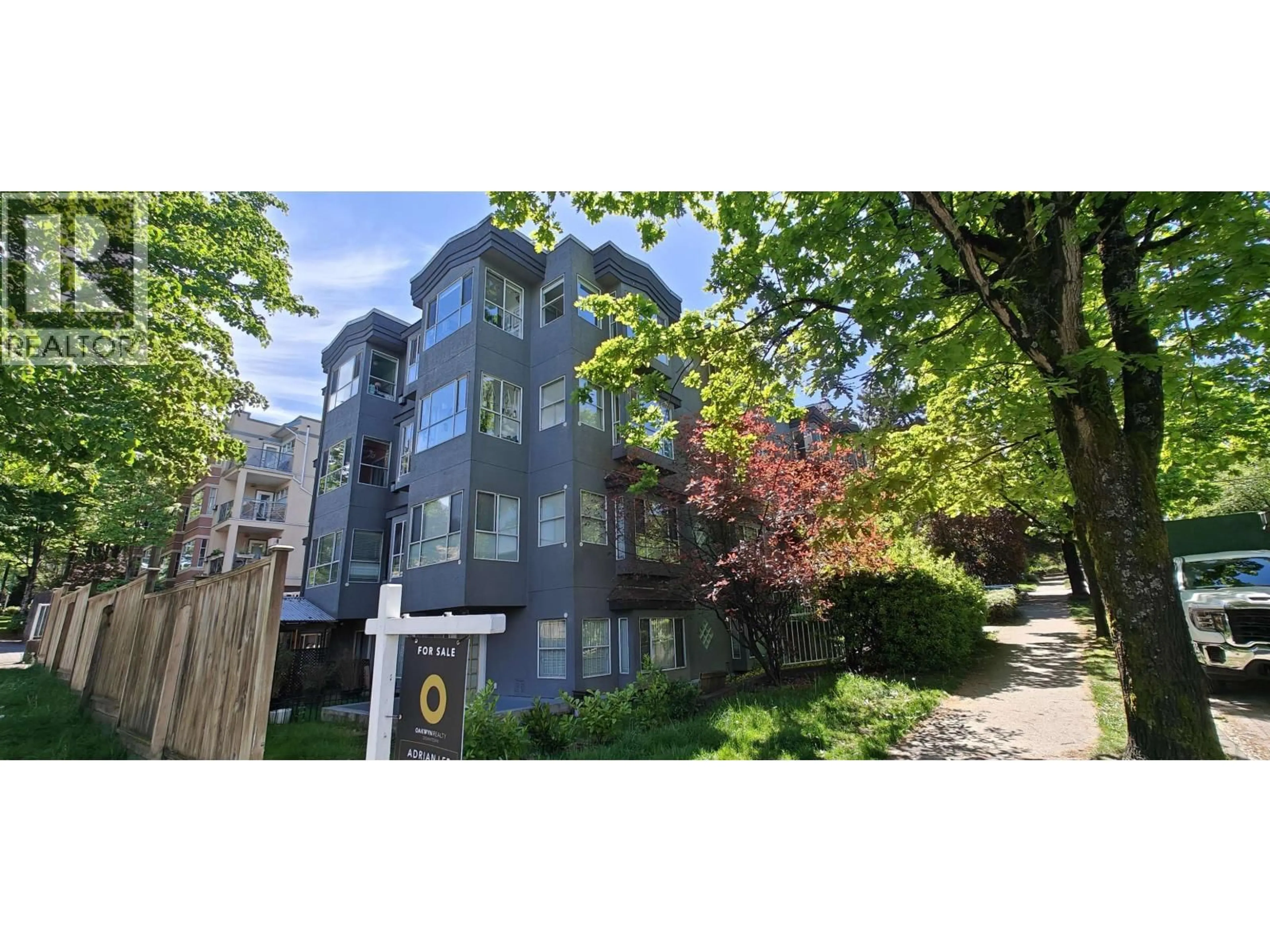 A pic from outside/outdoor area/front of a property/back of a property/a pic from drone, street for 302 - 120 GARDEN DRIVE, Vancouver British Columbia V5L4P4