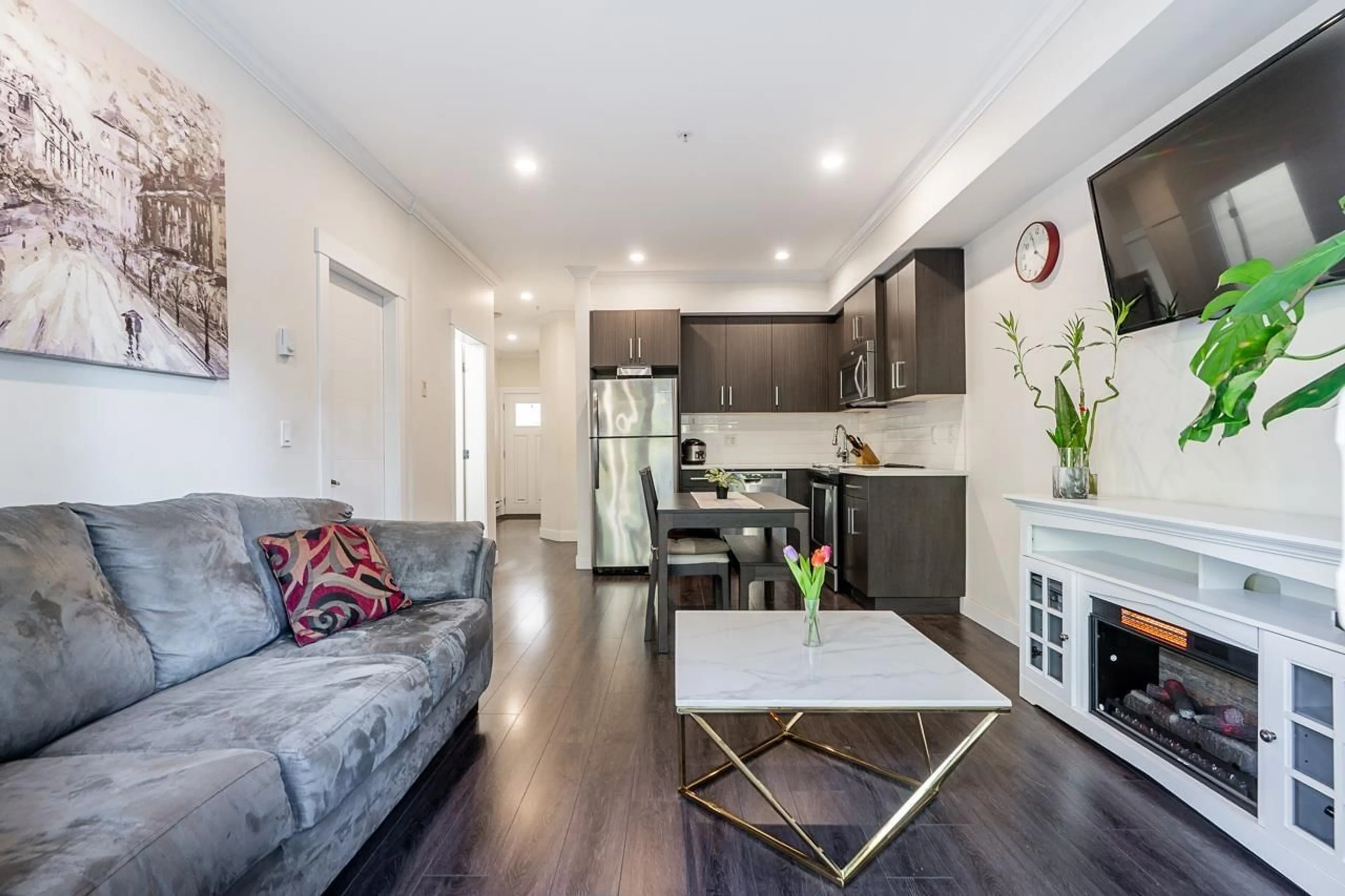 Unknown for 7 - 7247 140 STREET, Surrey British Columbia V3W1K8