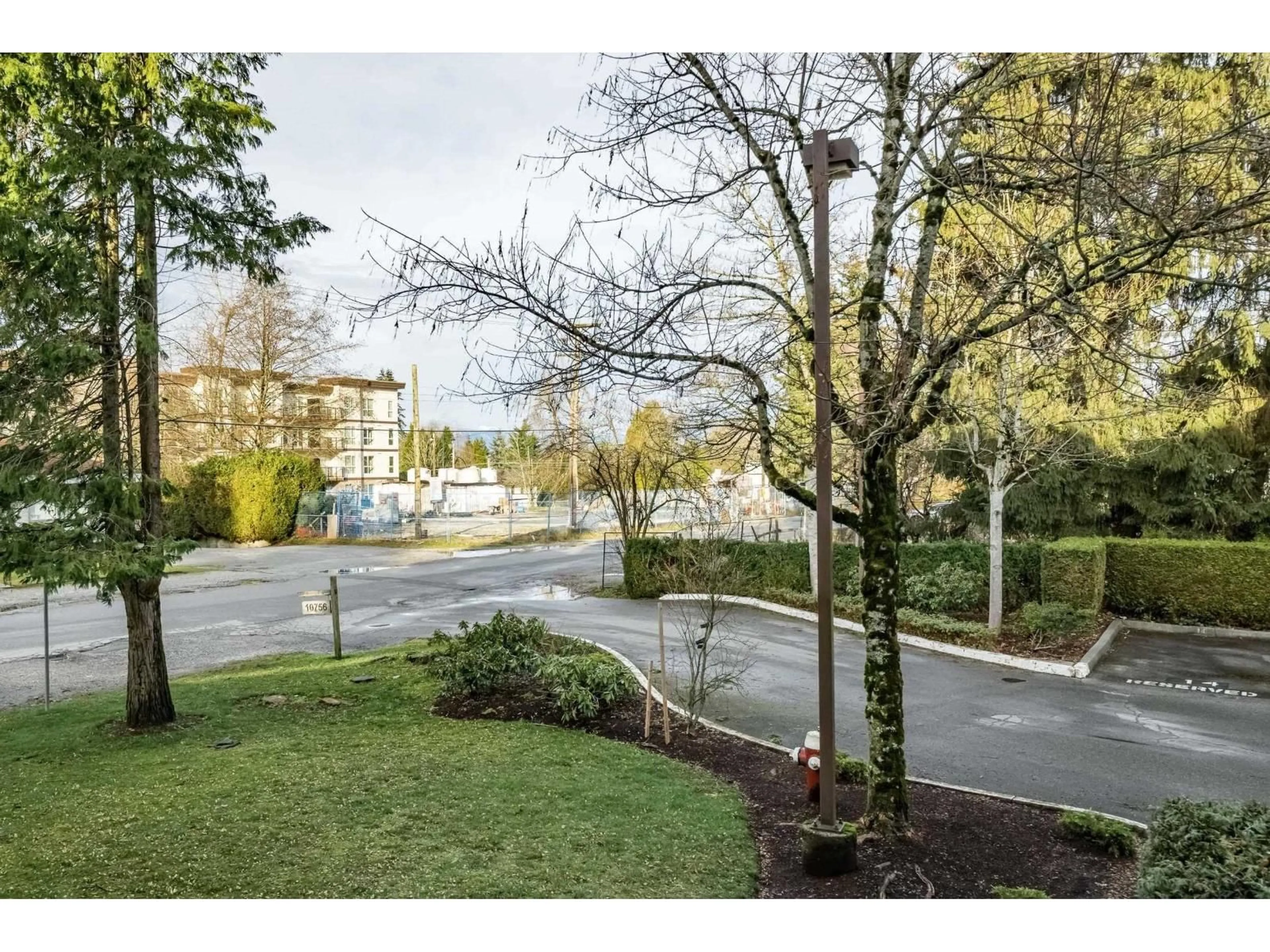 A pic from outside/outdoor area/front of a property/back of a property/a pic from drone, unknown for 304 - 10756 138 STREET, Surrey British Columbia V3T4K5