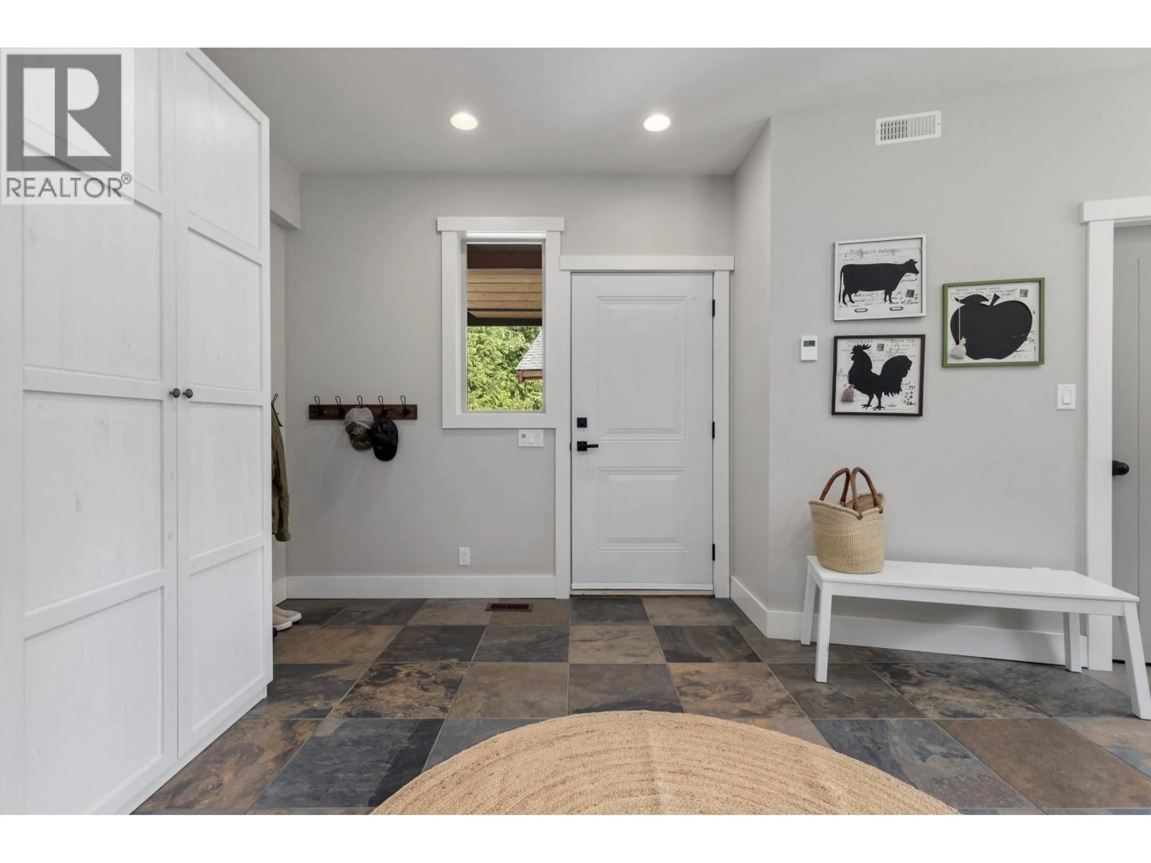 Indoor entryway for 1044 CEDAR GROVE LANE, Pemberton British Columbia V0N2L2