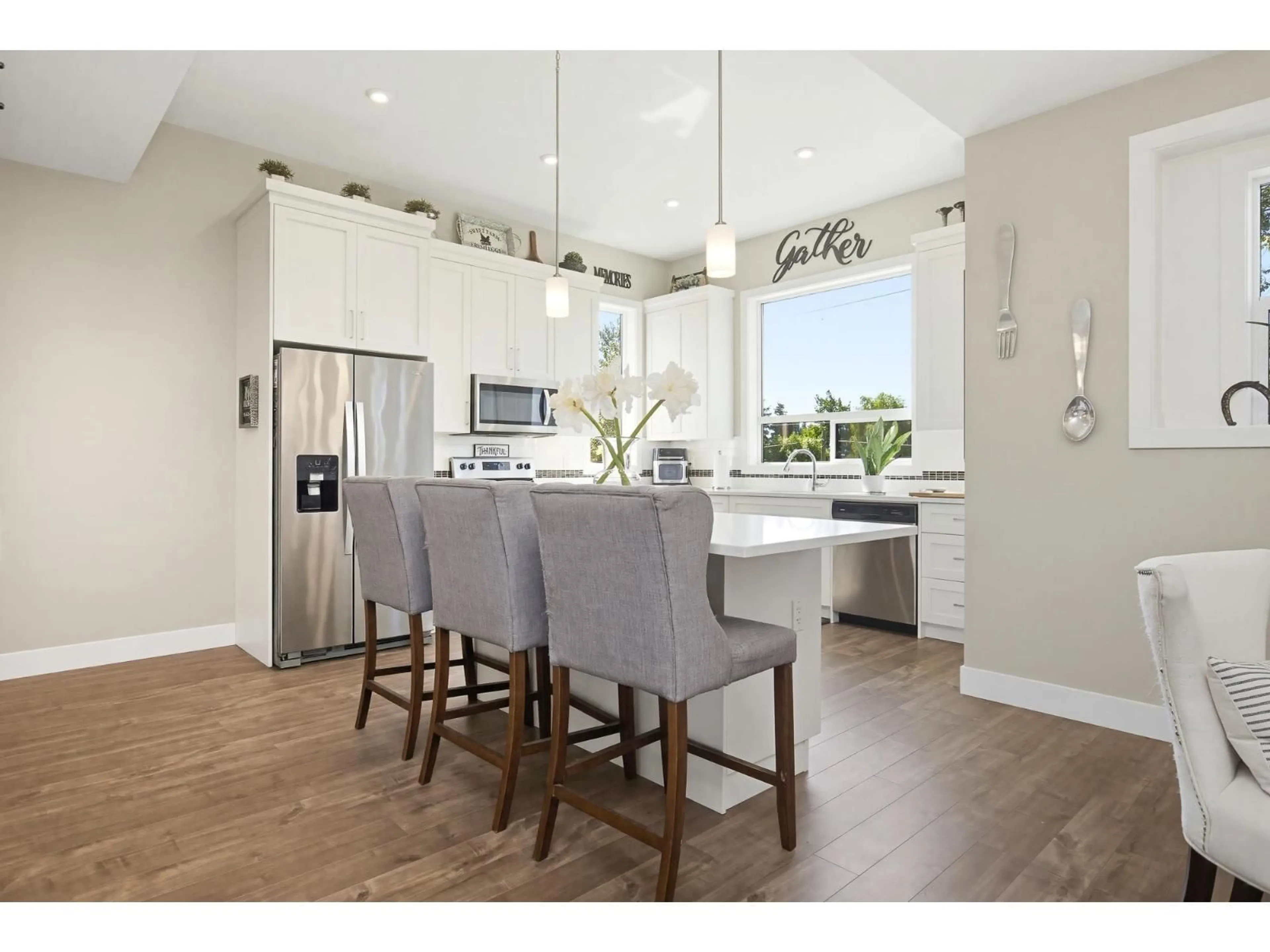 Open concept kitchen, unknown for 46143 HOPE RIVER ROAD, Chilliwack British Columbia V2P3P1