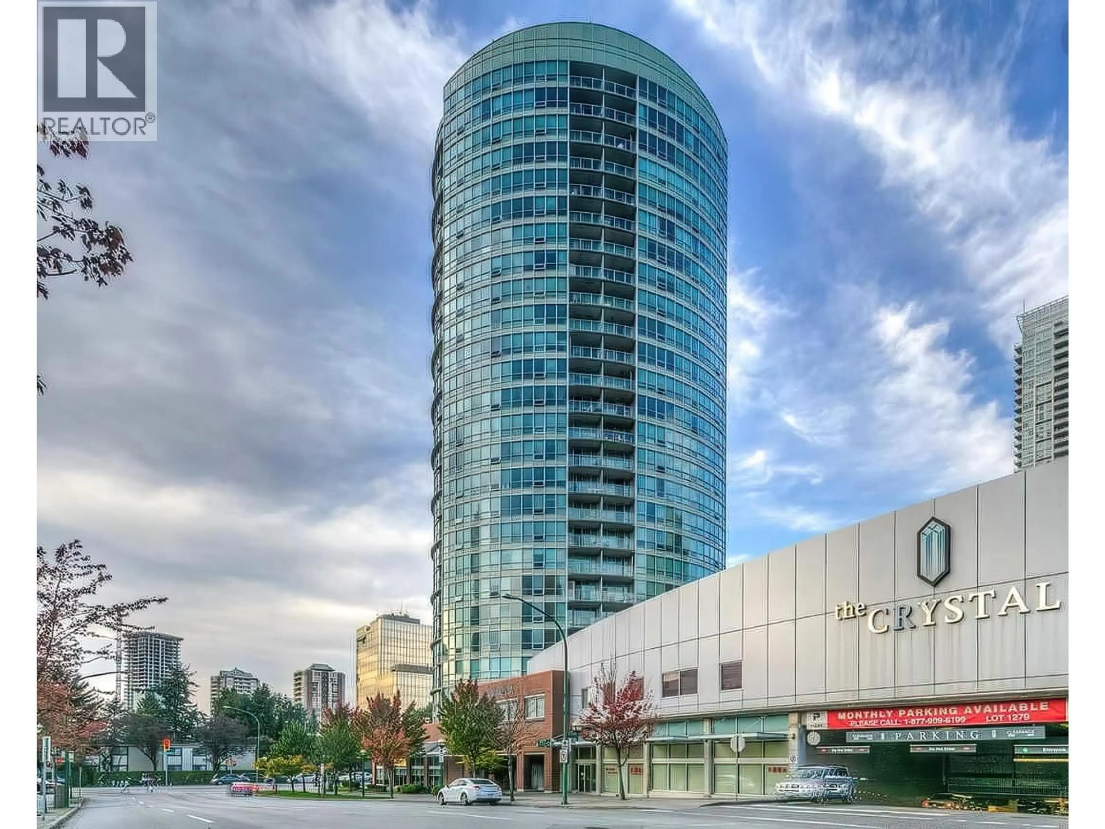 Indoor foyer for 1802 - 6088 WILLINGDON AVENUE, Burnaby British Columbia V5H4V2