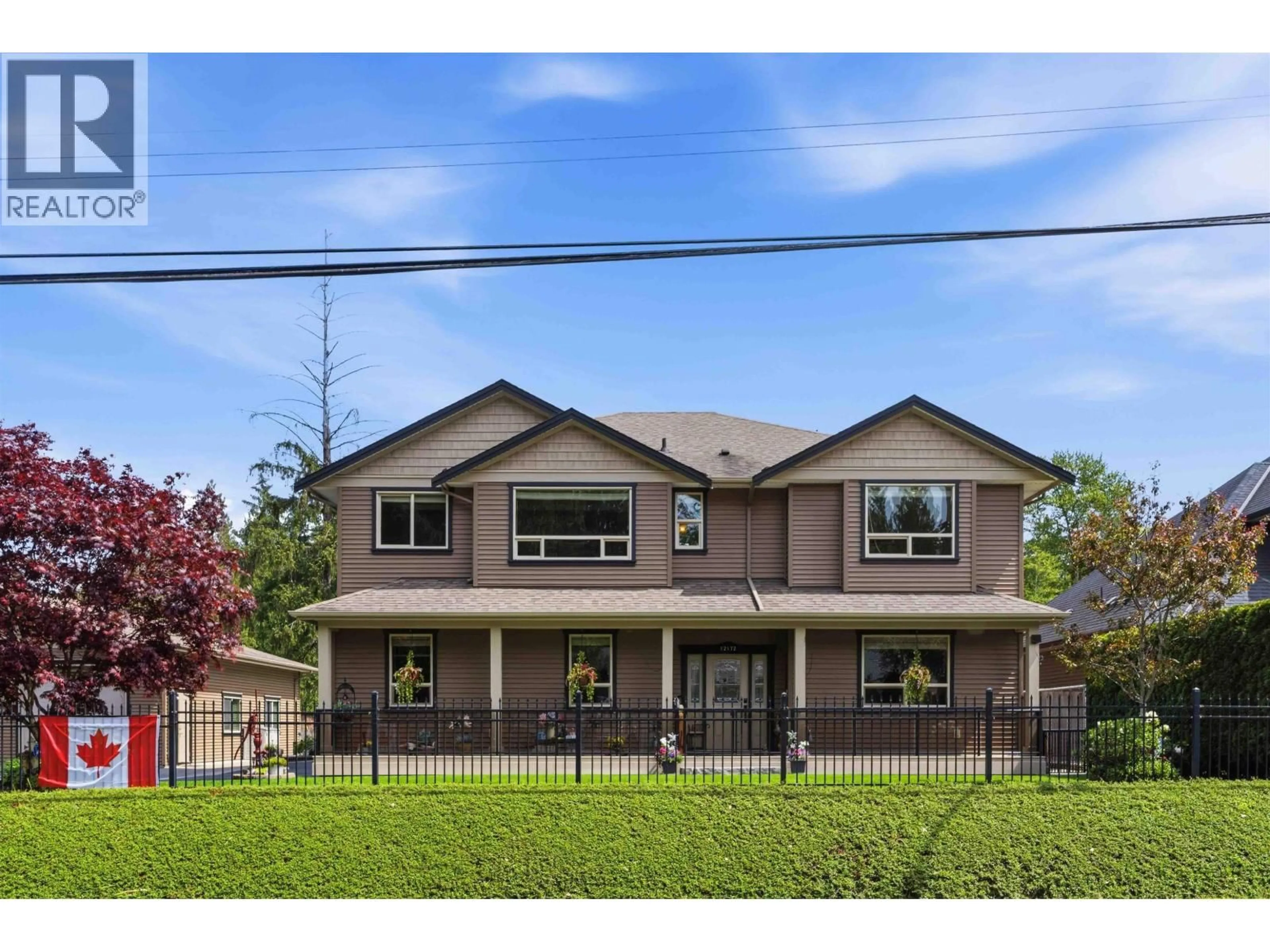 Home with vinyl exterior material, street for 12172 252 STREET, Maple Ridge British Columbia V4R1G2
