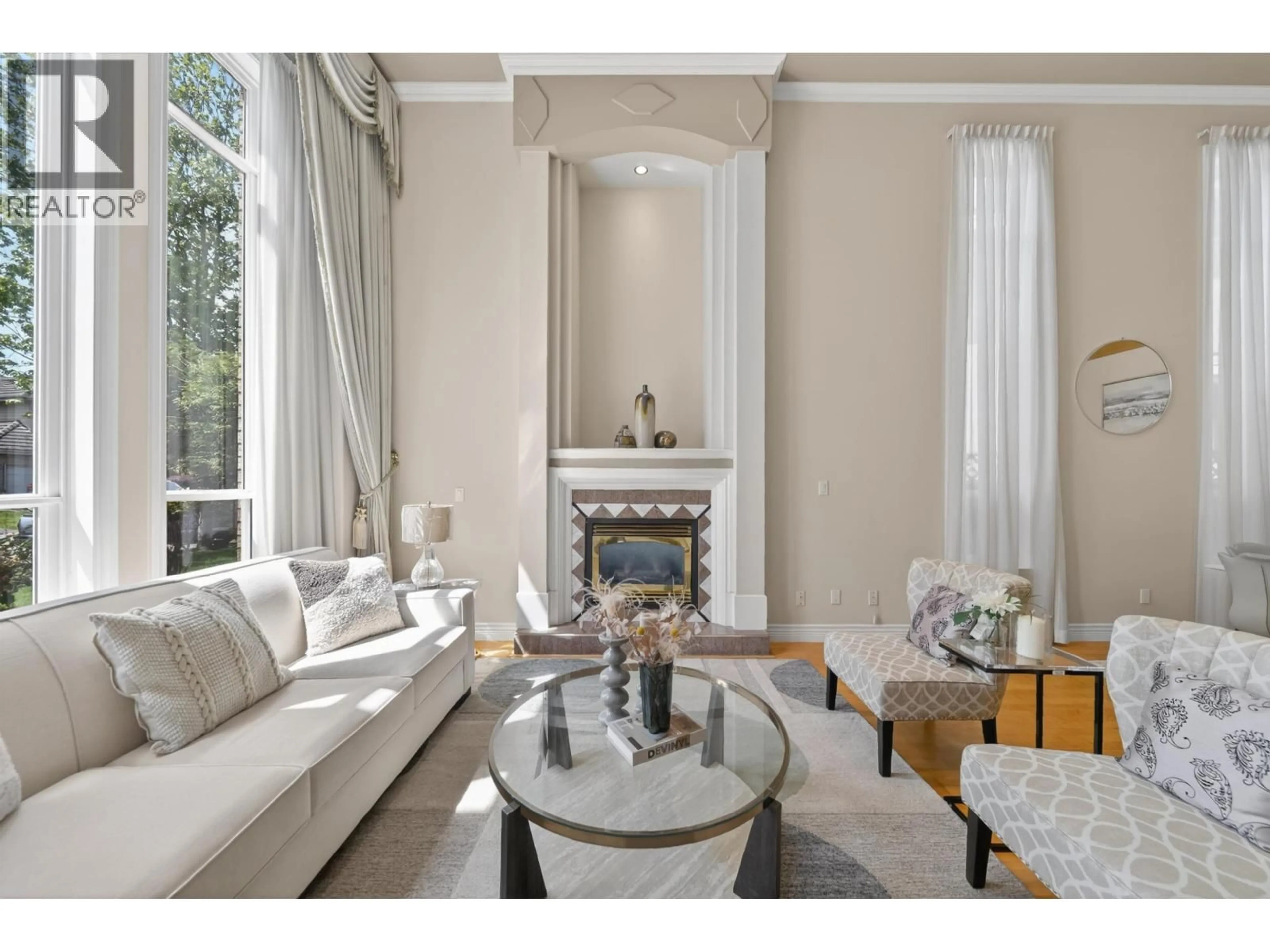 Living room with furniture, unknown for 3431 TOLMIE AVENUE, Richmond British Columbia V7C5P8