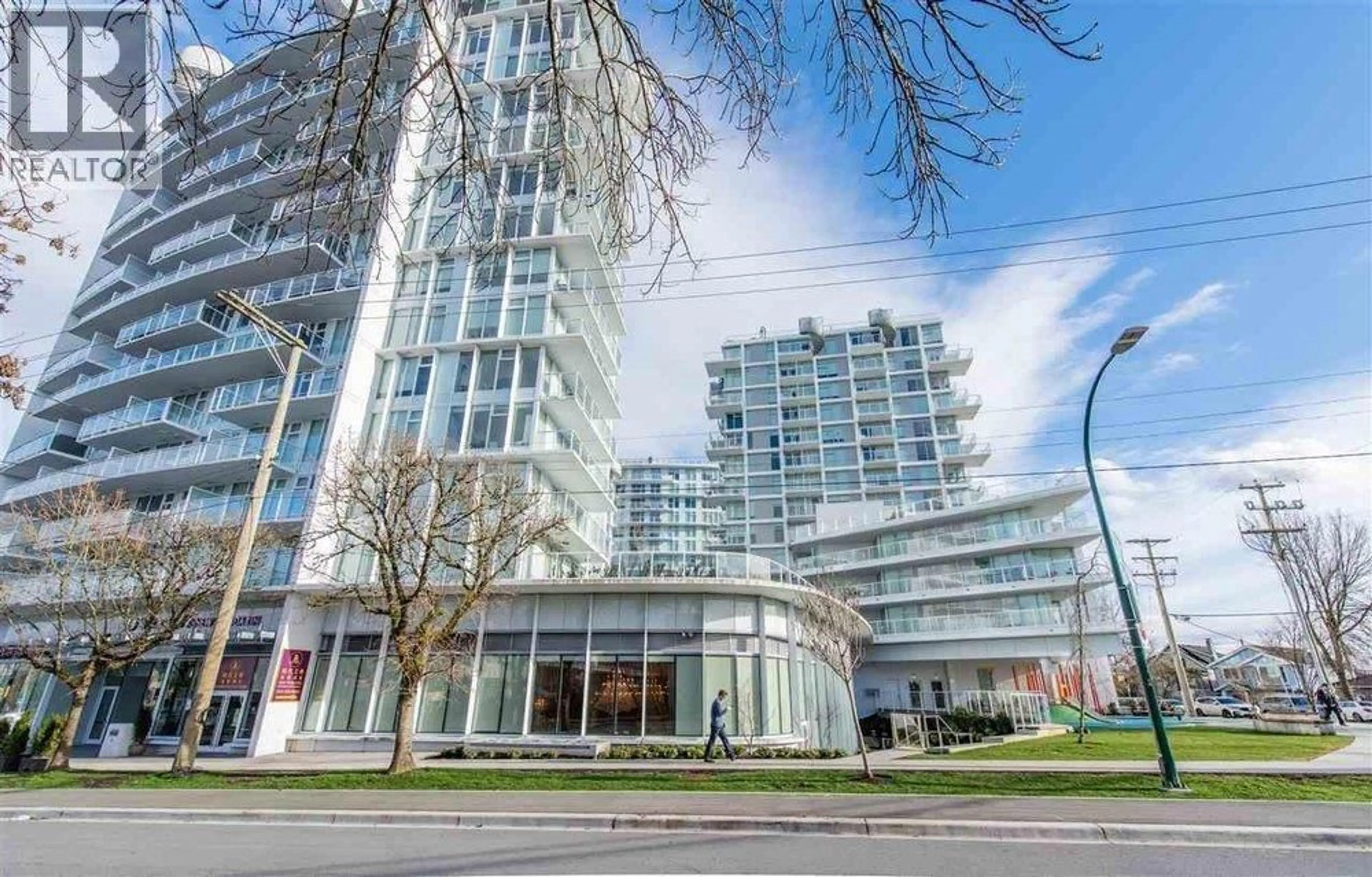 Unknown for 806 - 2221 30TH AVENUE, Vancouver British Columbia V5N0G6