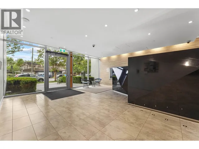 806 - 2221 30TH AVENUE, Vancouver 3