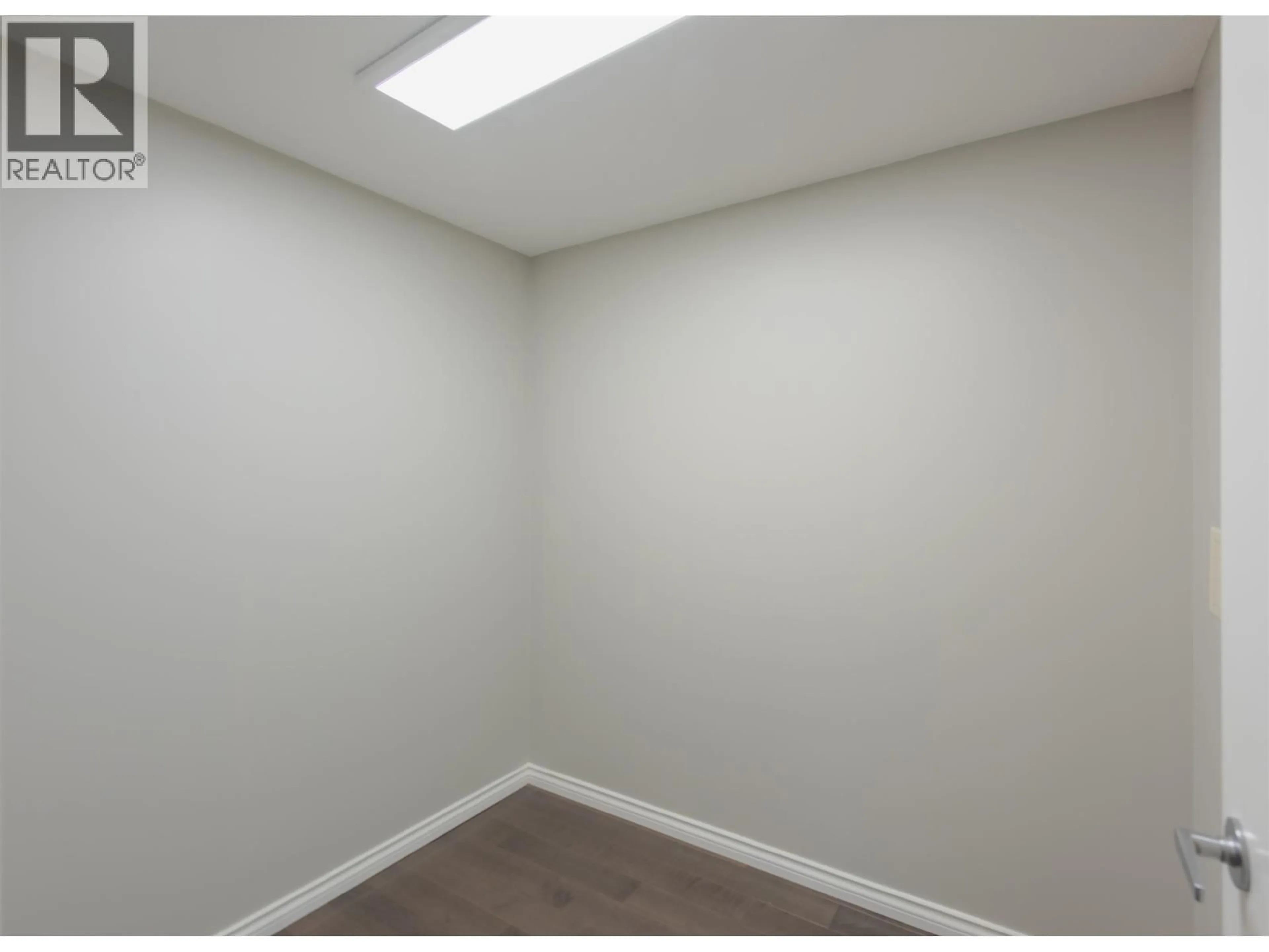 A pic of a room for 2302 - 555 JERVIS STREET, Vancouver British Columbia V6E0C9