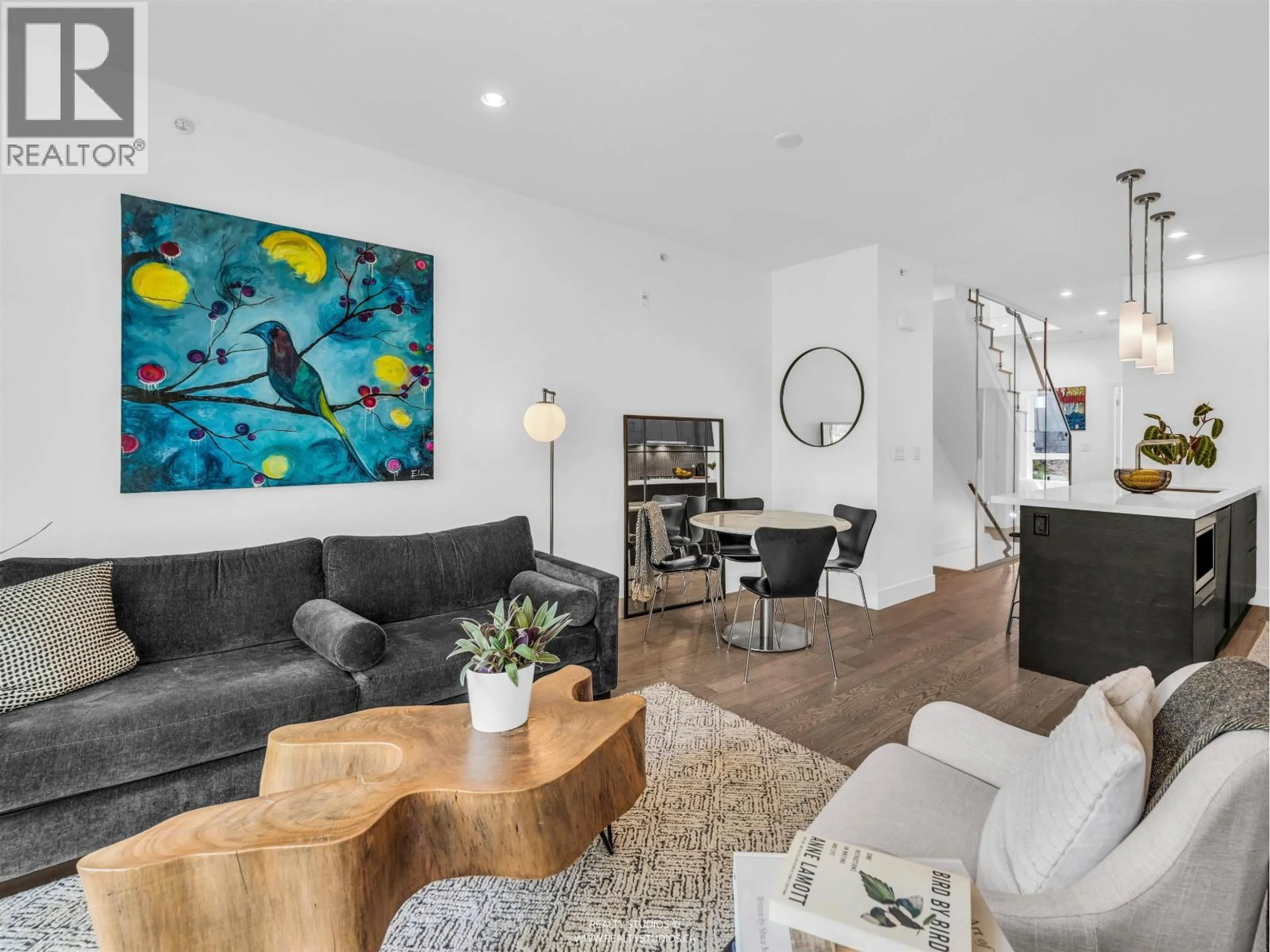 Living room with furniture, unknown for 627 VICTORIA DRIVE, Vancouver British Columbia V5L0C3