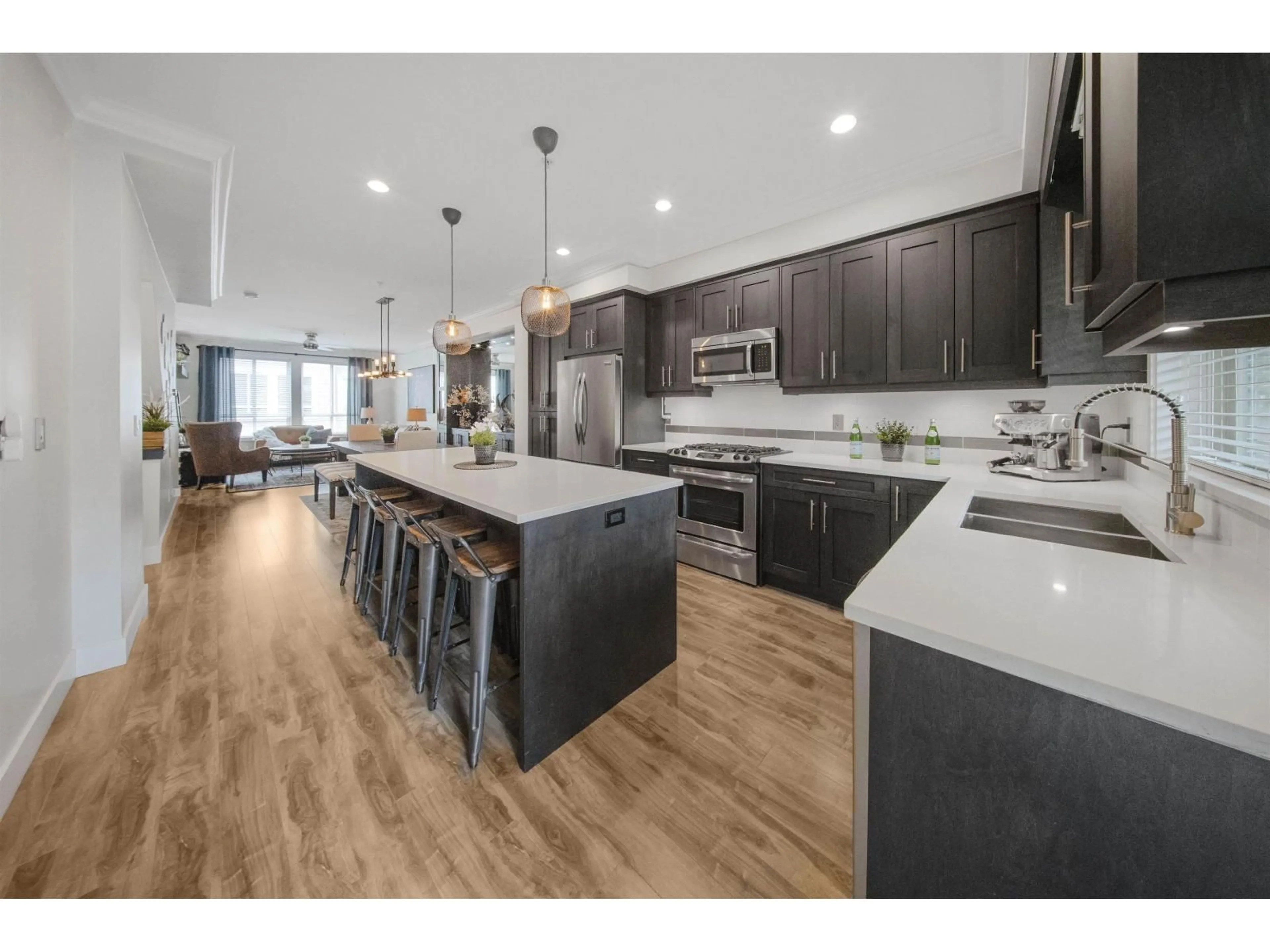 Open concept kitchen, unknown for 39 - 19913 70 AVENUE, Langley British Columbia V2Y0S9