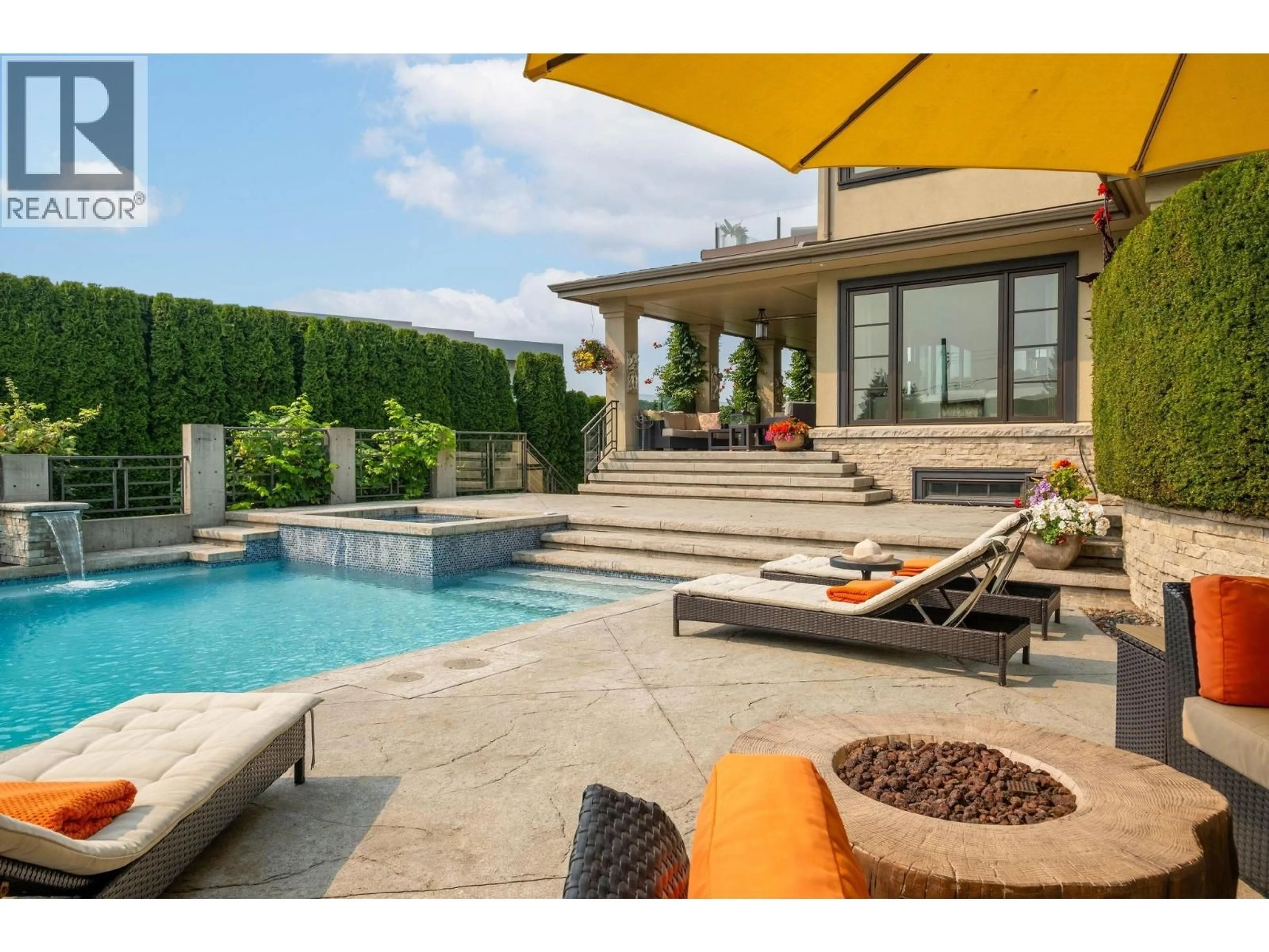 Patio, unknown for 285 26TH STREET, West Vancouver British Columbia V7V0B6