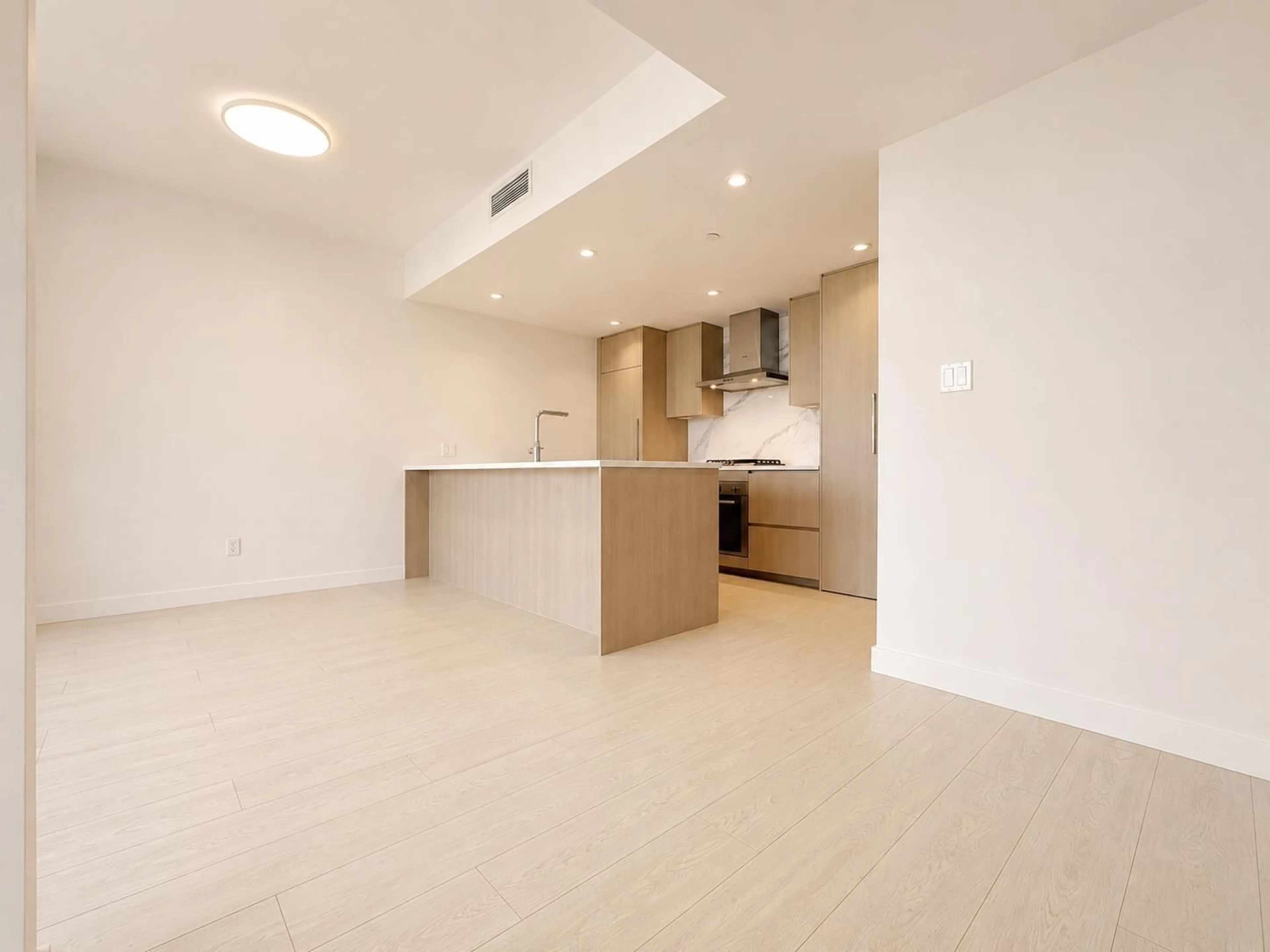 Open concept kitchen, unknown for 2205 - 9887 WHALLEY BOULEVARD, Surrey British Columbia V3T0P4