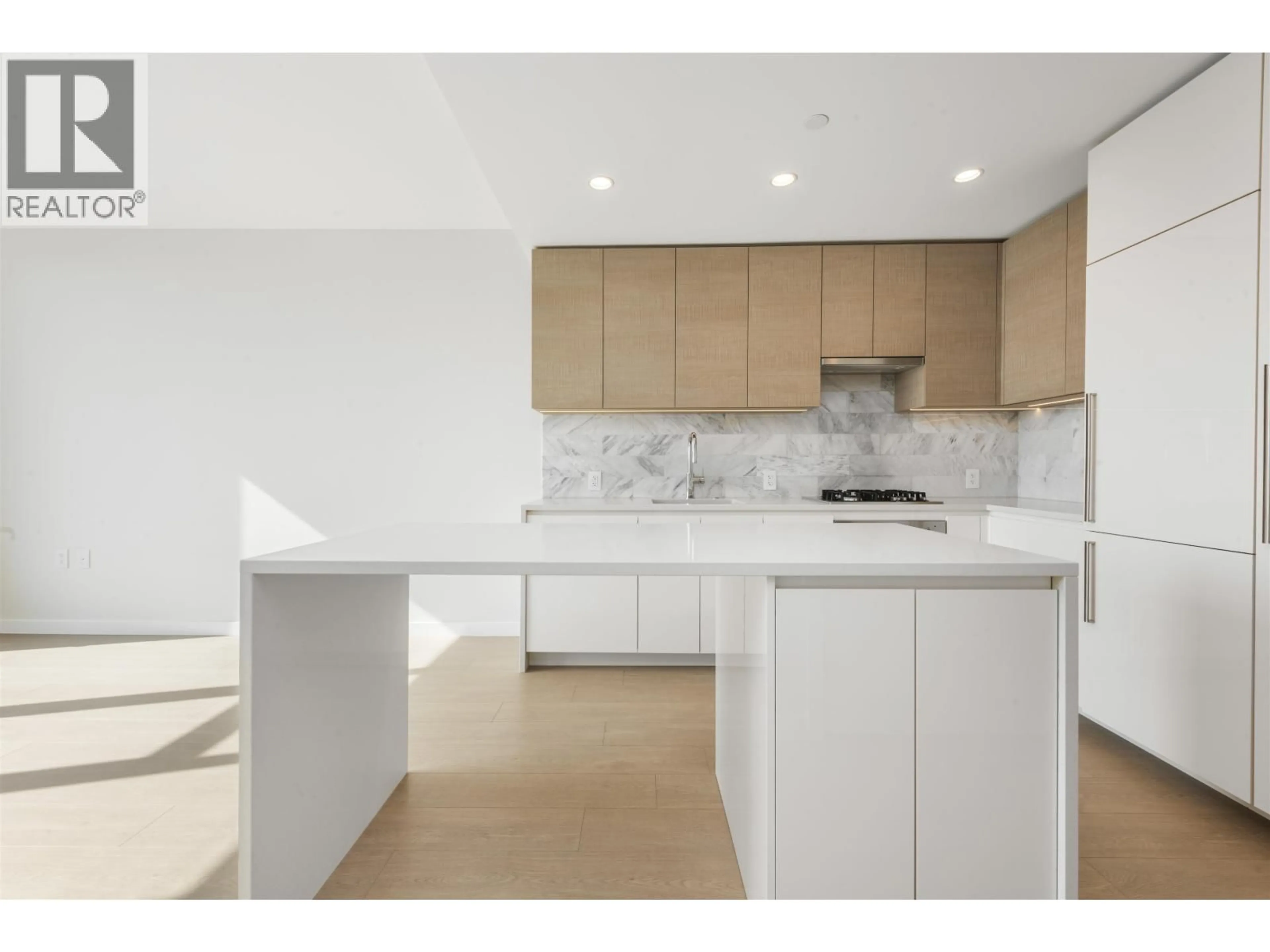 Open concept kitchen, unknown for 804 - 2186 GILMORE AVENUE, Burnaby British Columbia V5C0N7