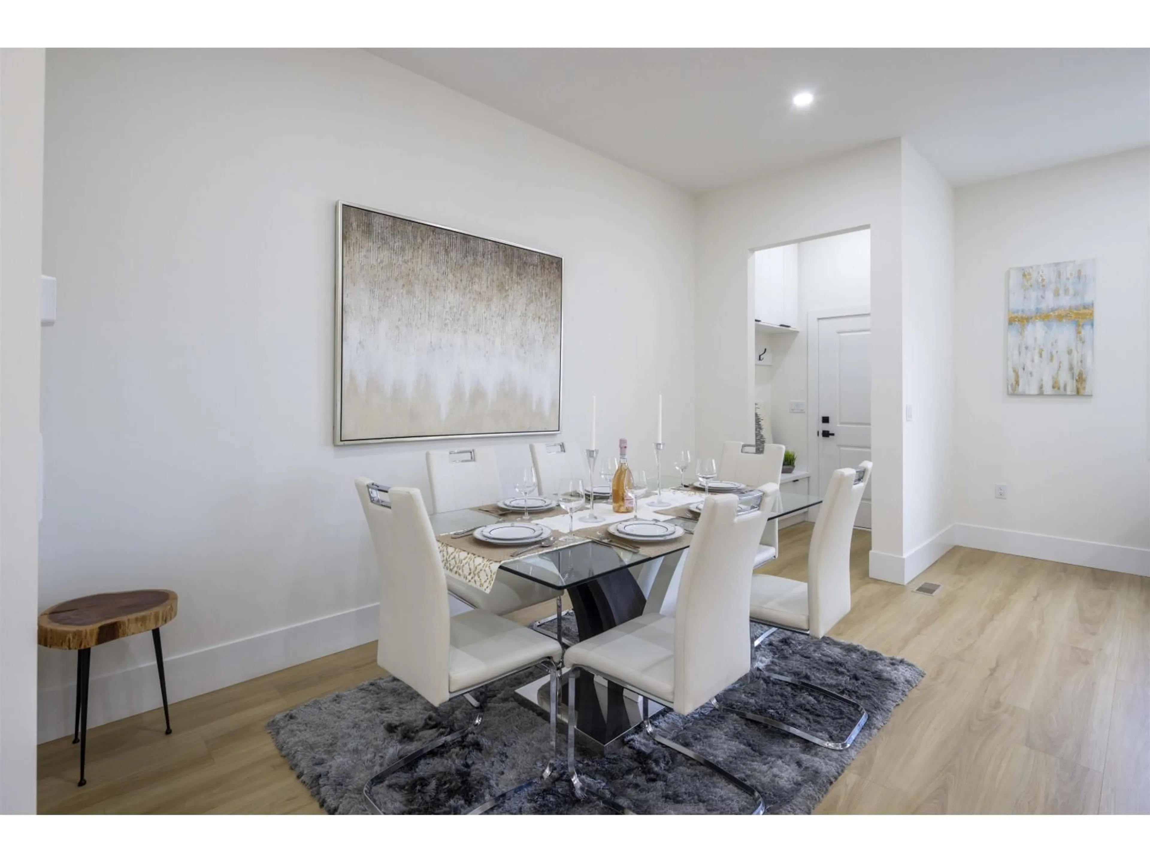 Dining room, wood/laminate floor for 7699 197 STREET, Langley British Columbia V2Y3T4