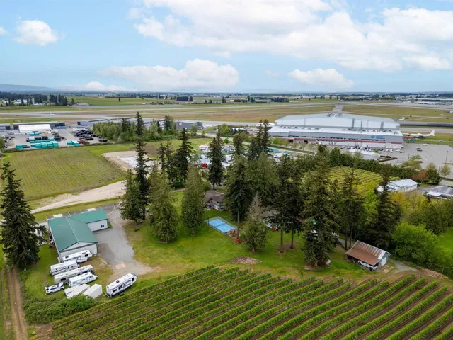 1404 TOWNLINE ROAD, Abbotsford 3