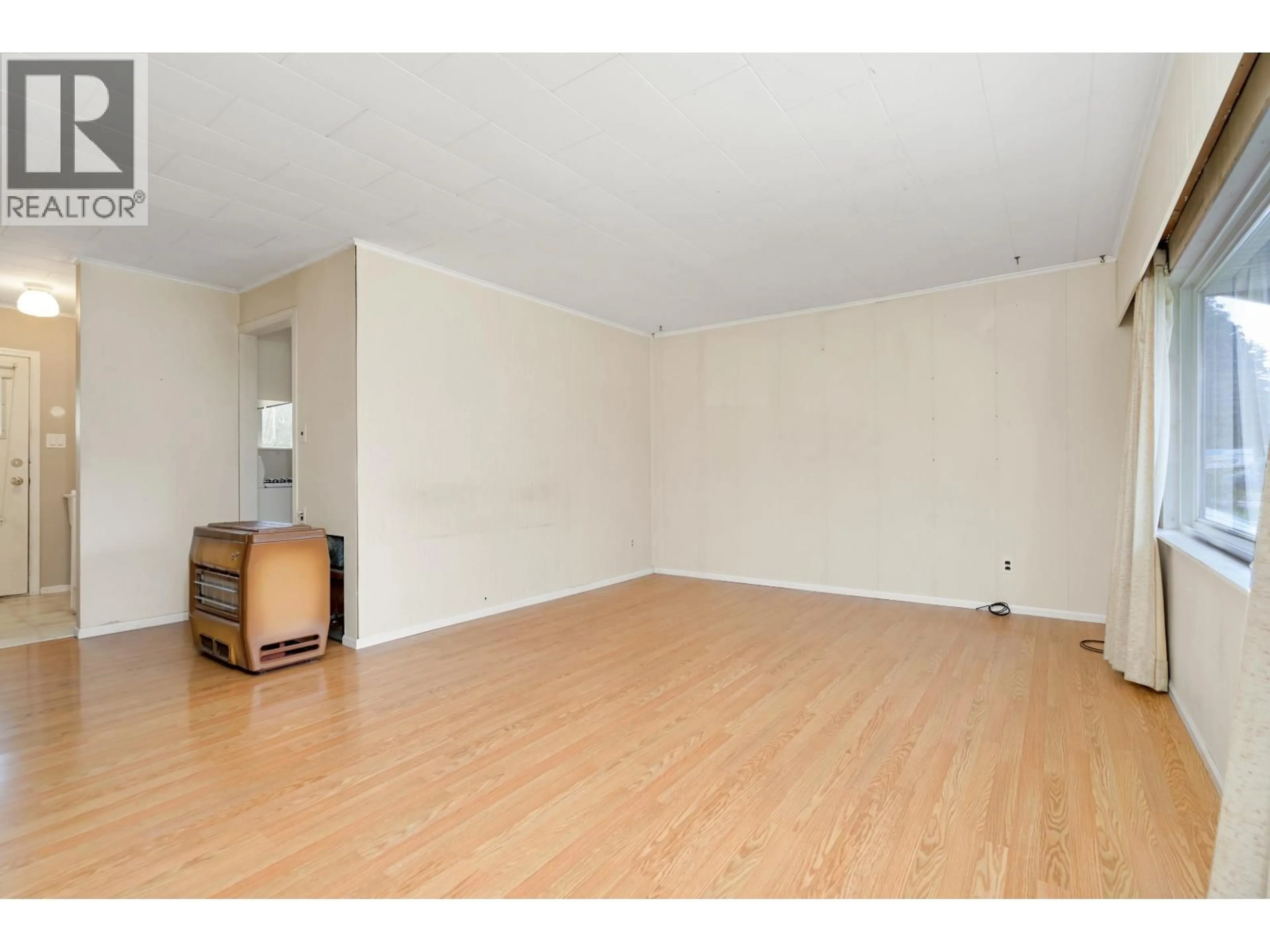 A pic of a room for 11619 ADAIR STREET, Maple Ridge British Columbia V2X6R8