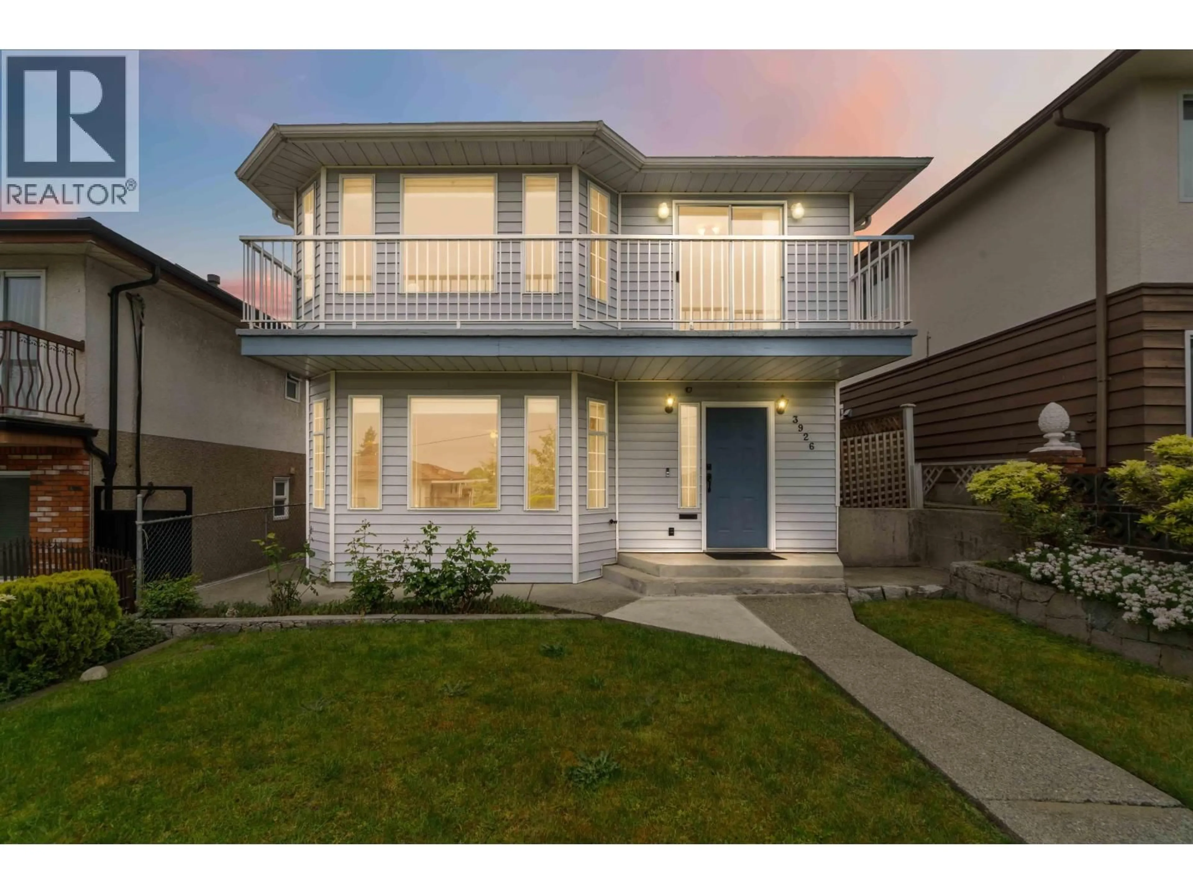 Home with vinyl exterior material, street for 3926 KASLO STREET, Vancouver British Columbia V5R2B3