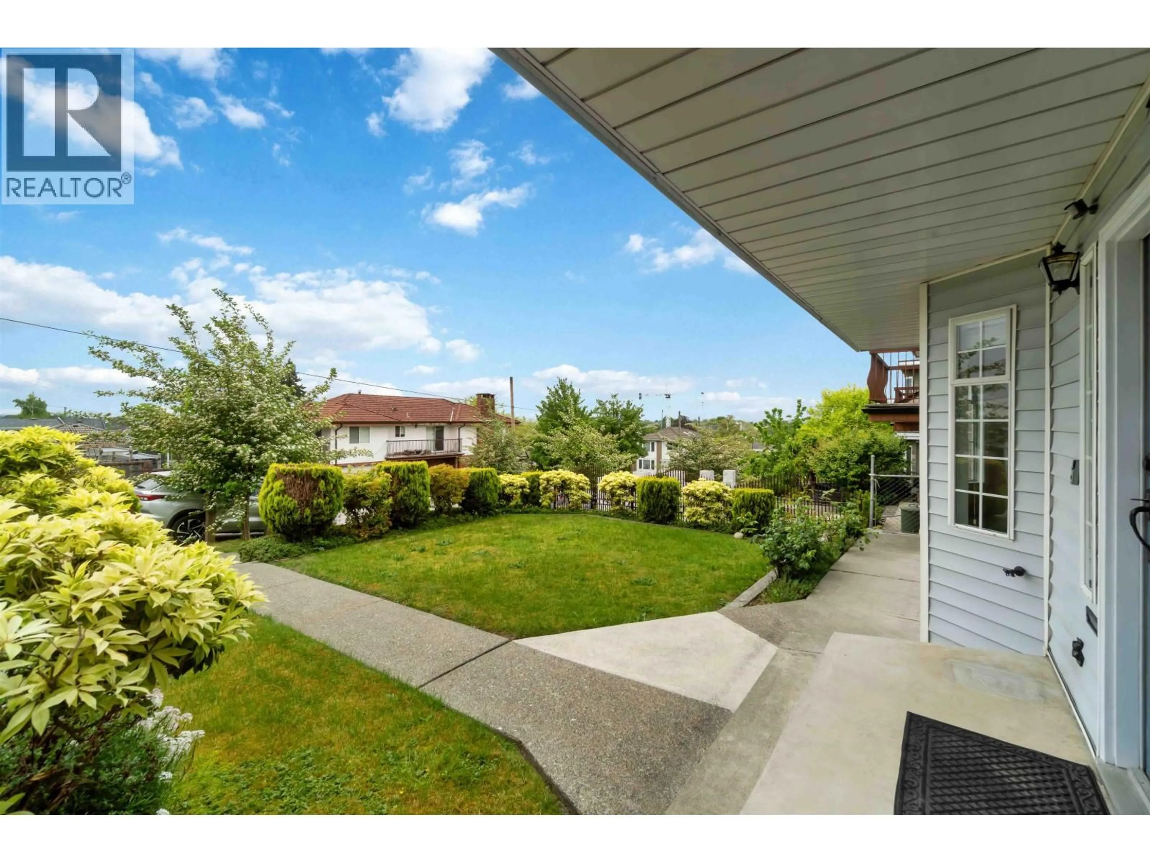Unknown for 3926 KASLO STREET, Vancouver British Columbia V5R2B3
