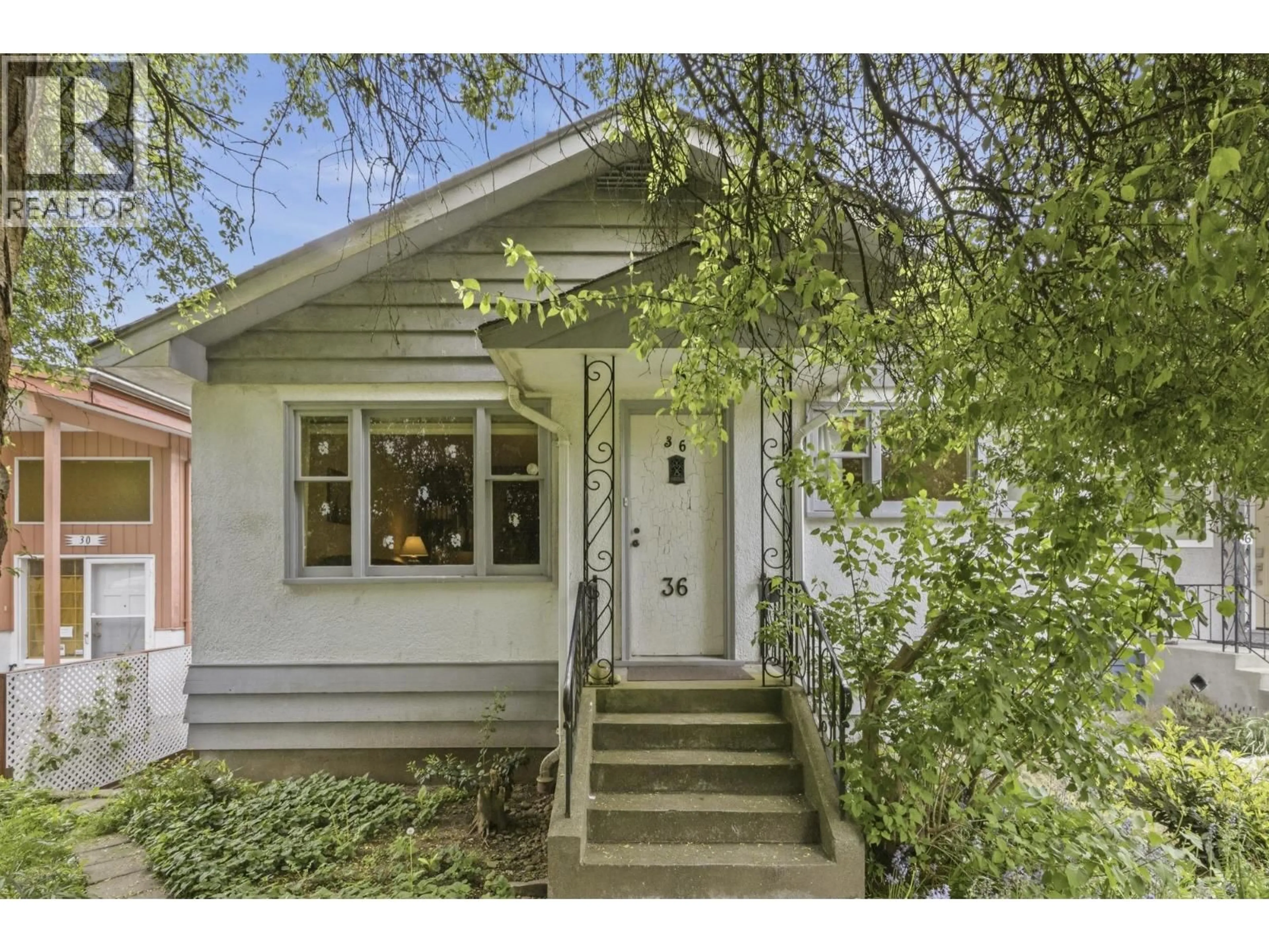 Unknown for 36 WARWICK AVENUE, Burnaby British Columbia V5B3X3
