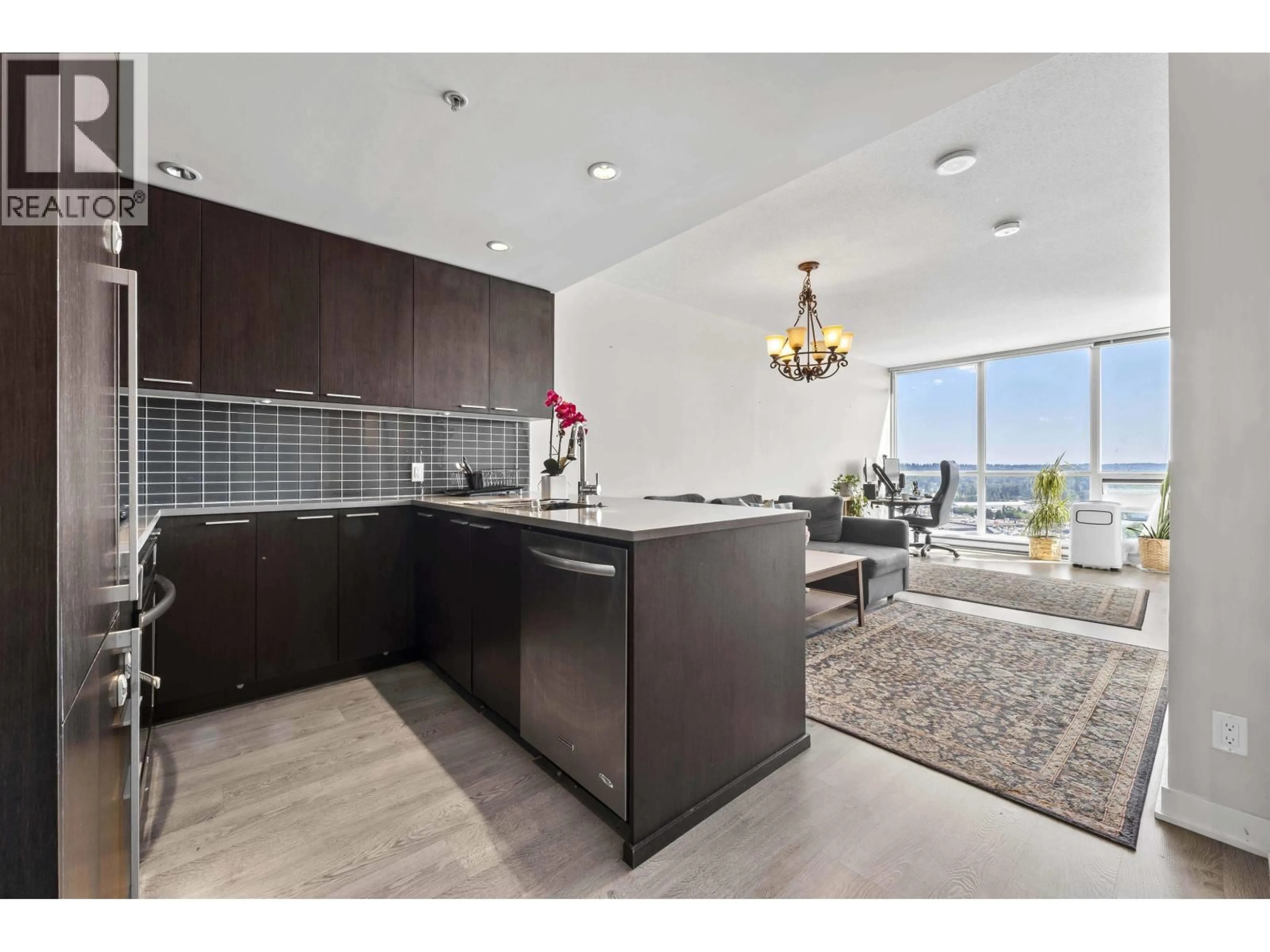 Open concept kitchen, unknown for 2506 - 2975 ATLANTIC AVENUE, Coquitlam British Columbia V3B0C5