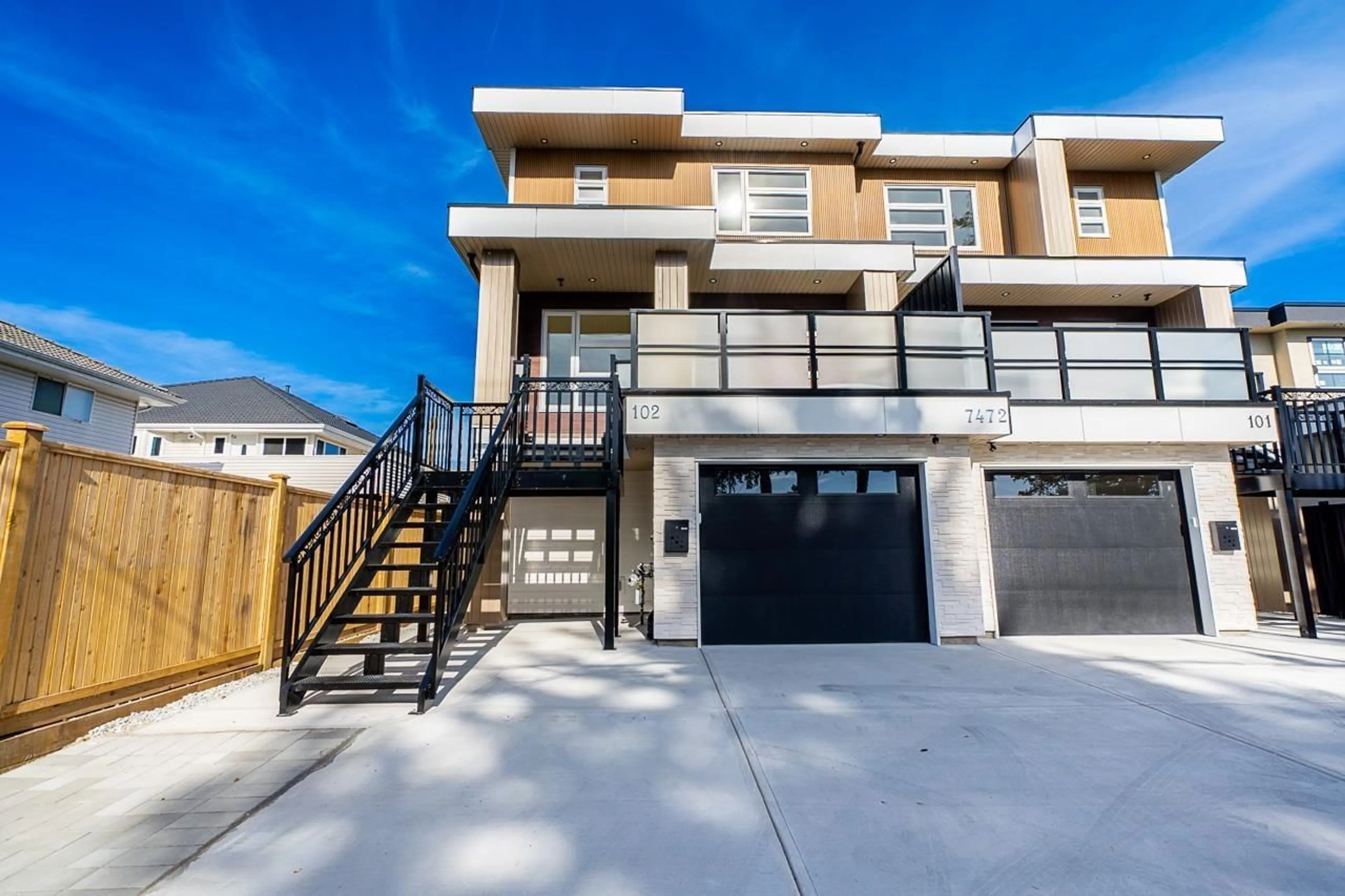 Unknown for 102 - 7472 124 STREET, Surrey British Columbia V3W1P2