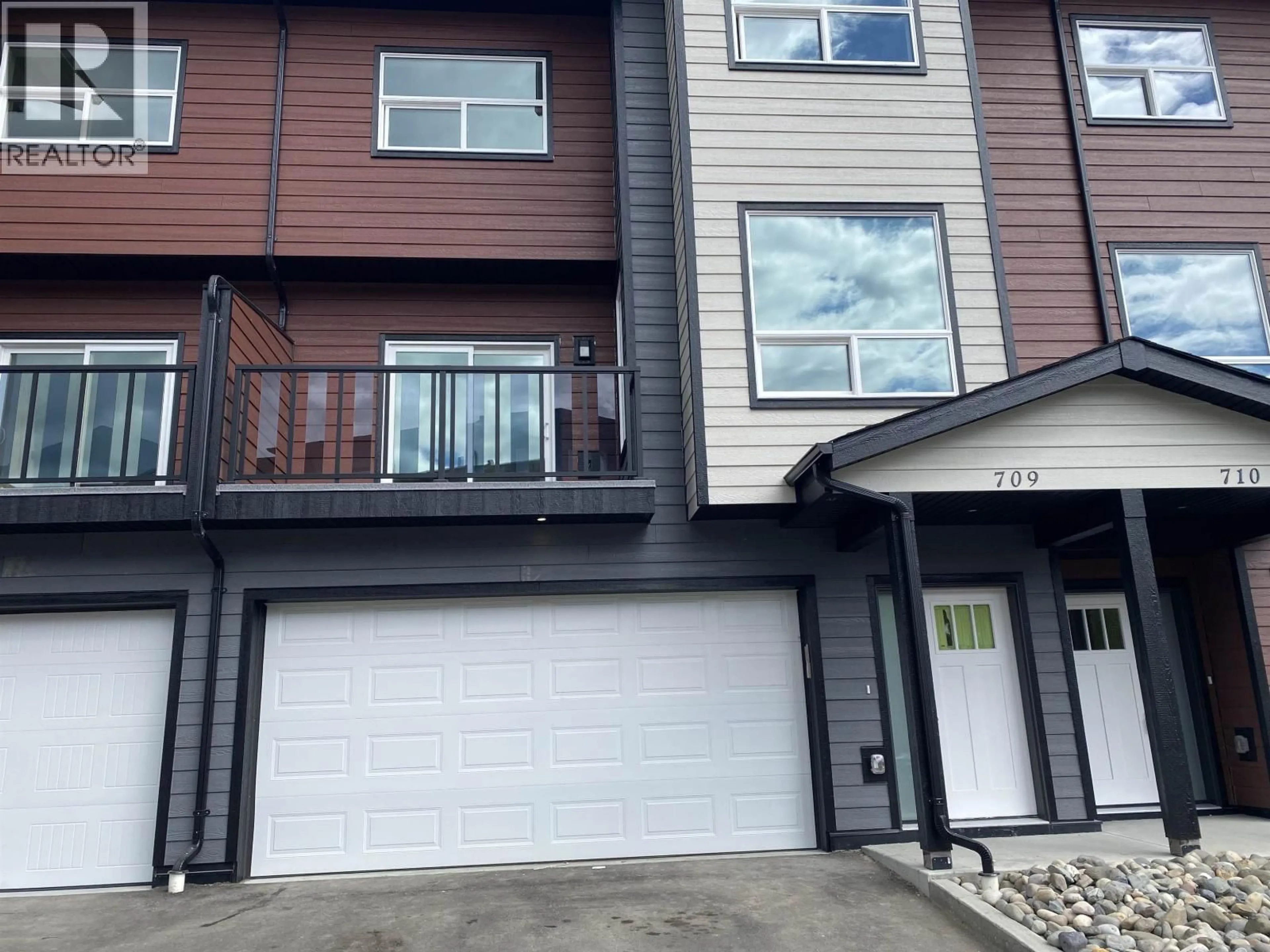 Home with vinyl exterior material, street for 709 - 7000 HUSBAND DRIVE, Prince George British Columbia V2N0K2
