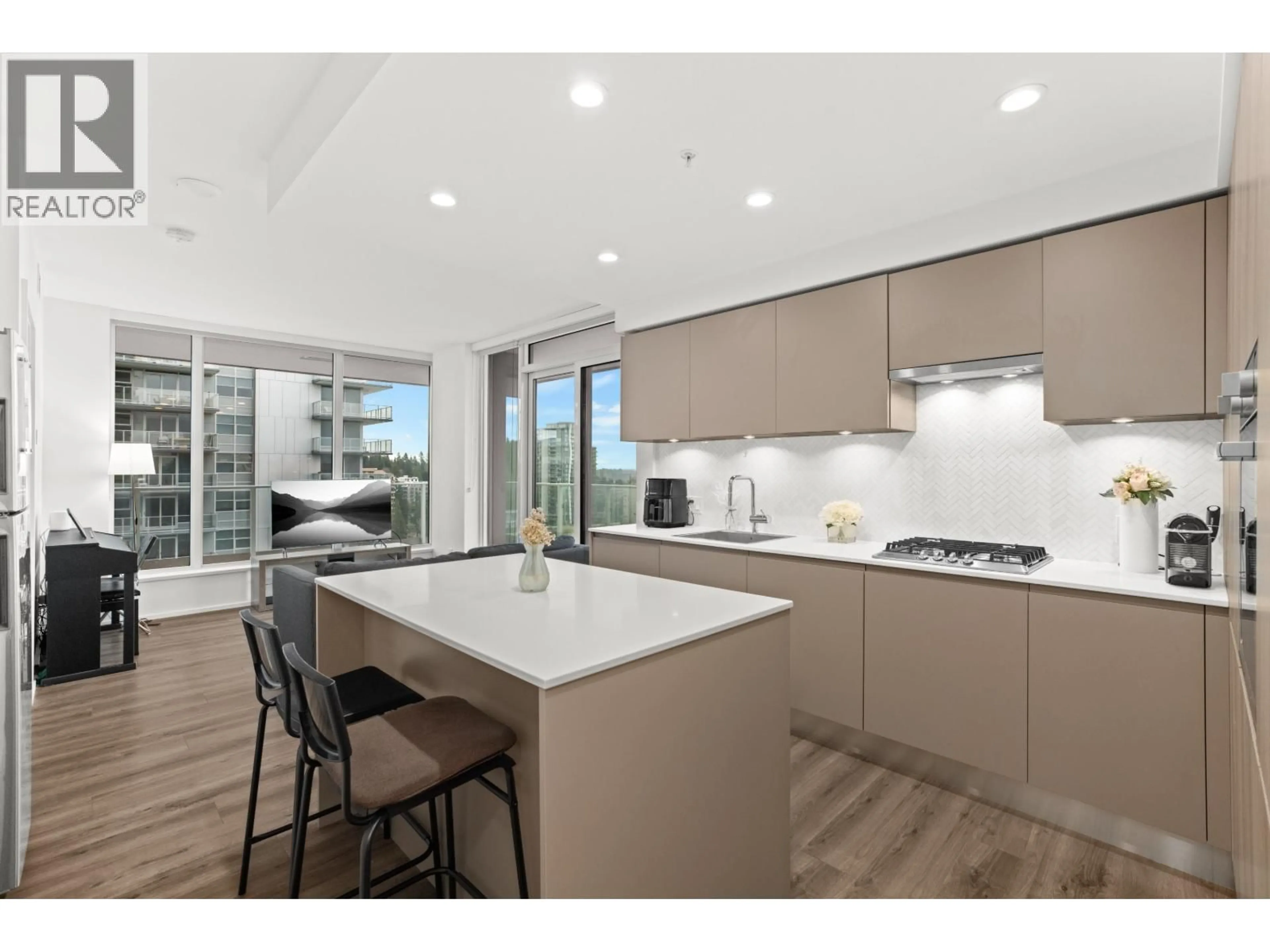 Open concept kitchen, unknown for 905 - 3833 EVERGREEN PLACE, Burnaby British Columbia V3J0M2