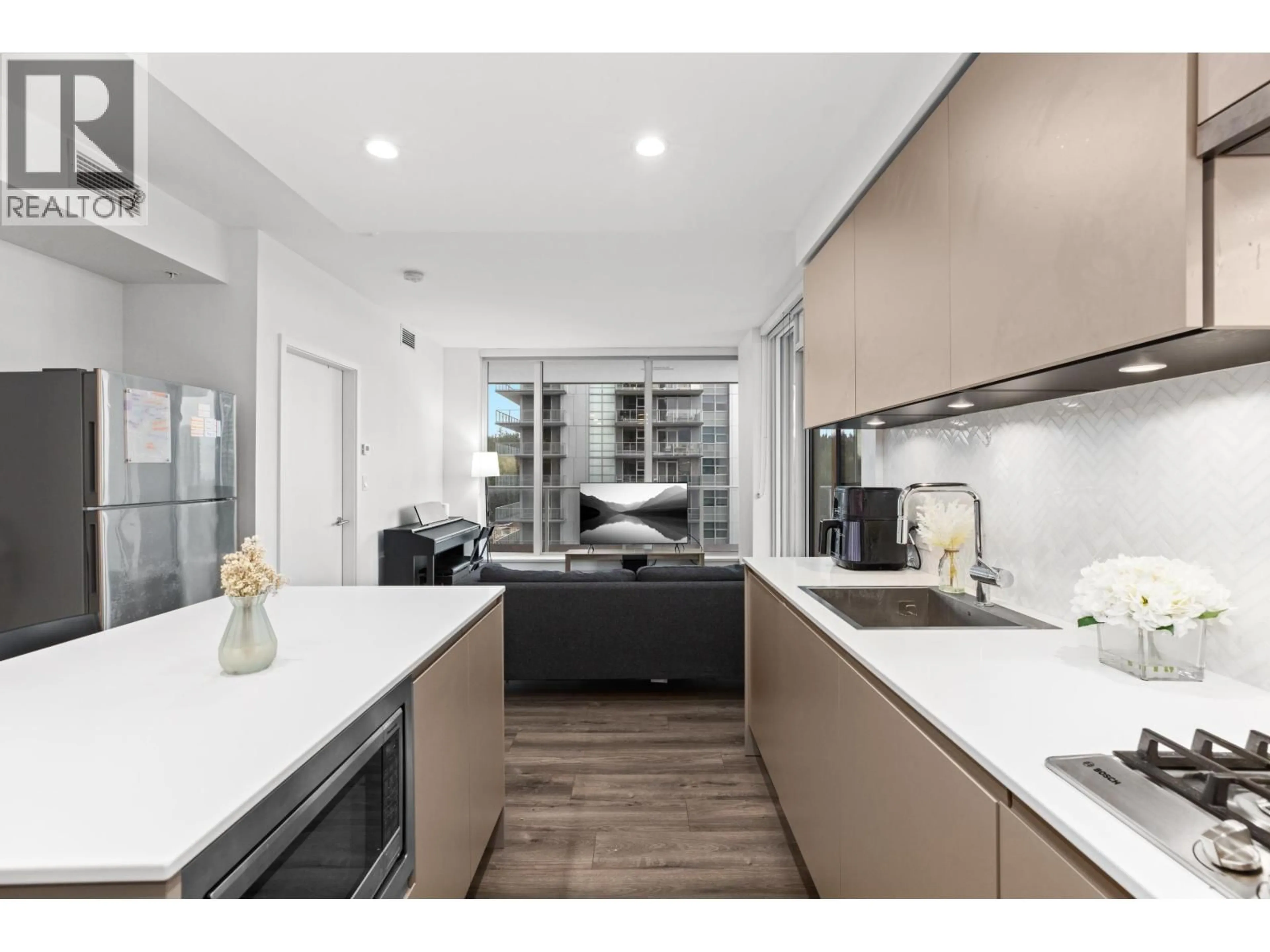 Open concept kitchen, unknown for 905 - 3833 EVERGREEN PLACE, Burnaby British Columbia V3J0M2