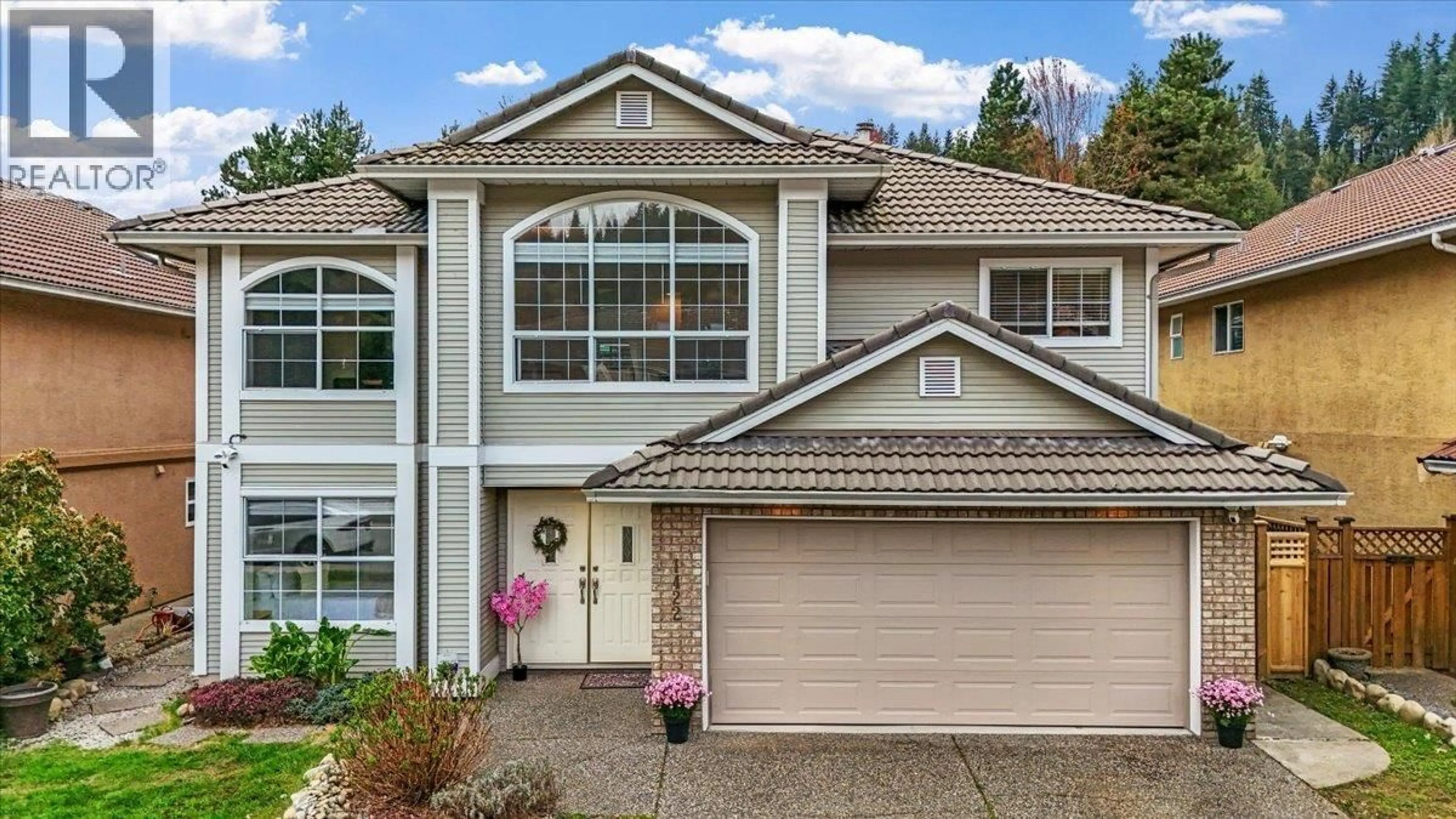 Home with vinyl exterior material, street for 1422 HOCKADAY STREET, Coquitlam British Columbia V3E2X9