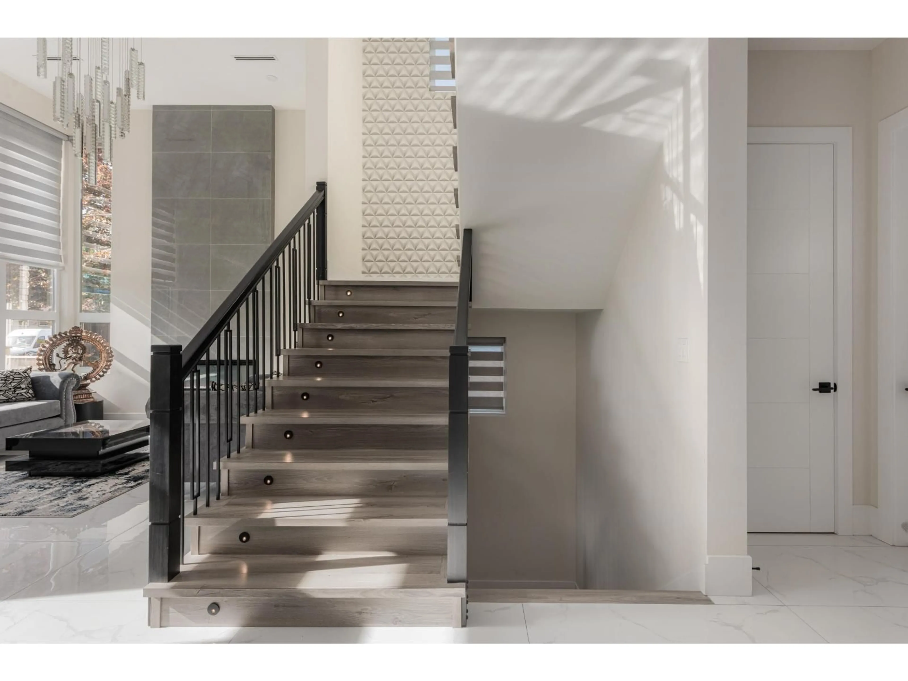 Indoor foyer for 9420 119 STREET, Delta British Columbia V4C6M6