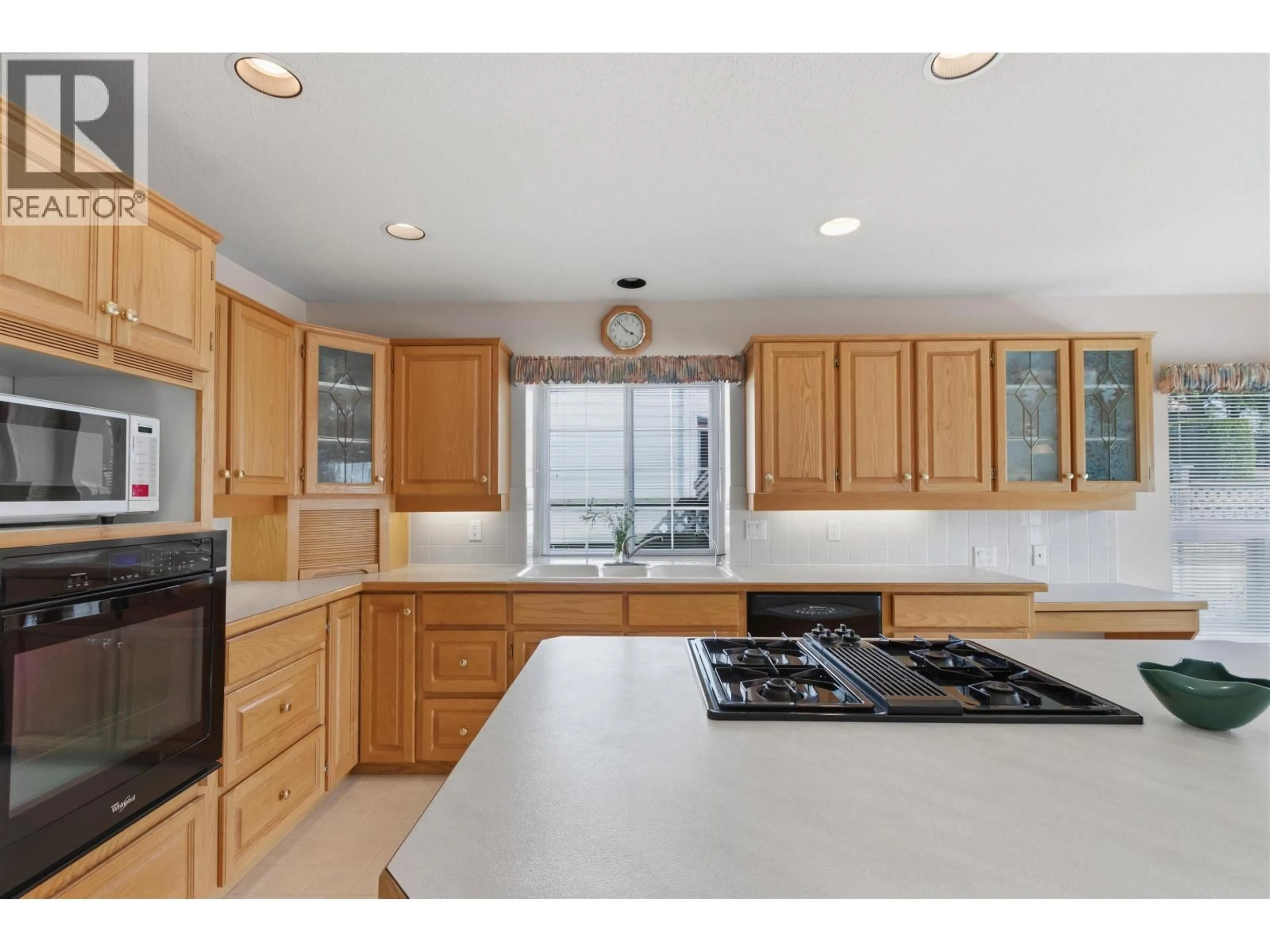 Unknown for 19658 CEDAR LANE, Pitt Meadows British Columbia V3Y2E4