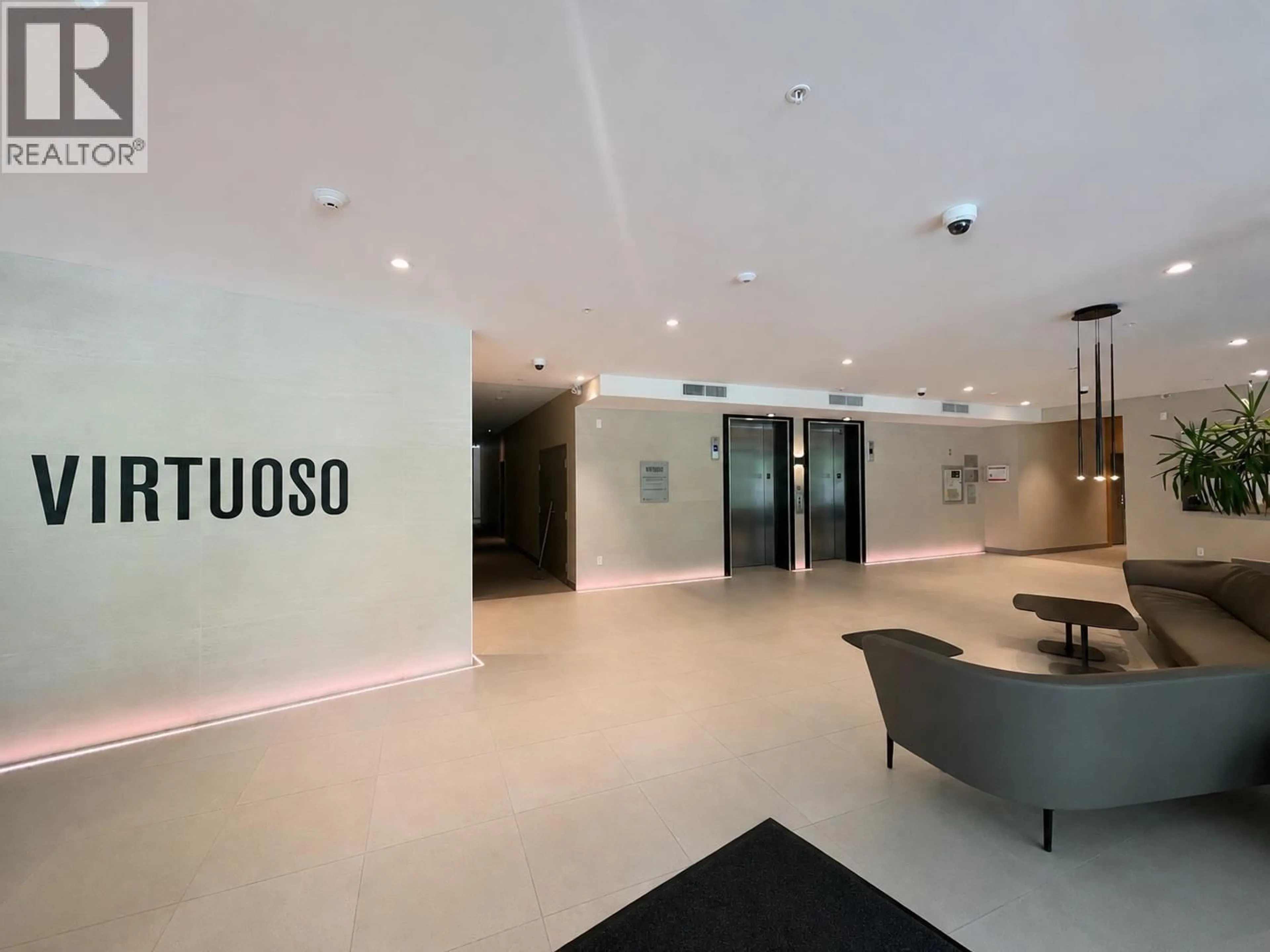 Indoor foyer for 417 - 3581 ROSS DRIVE, Vancouver British Columbia V6S0K5