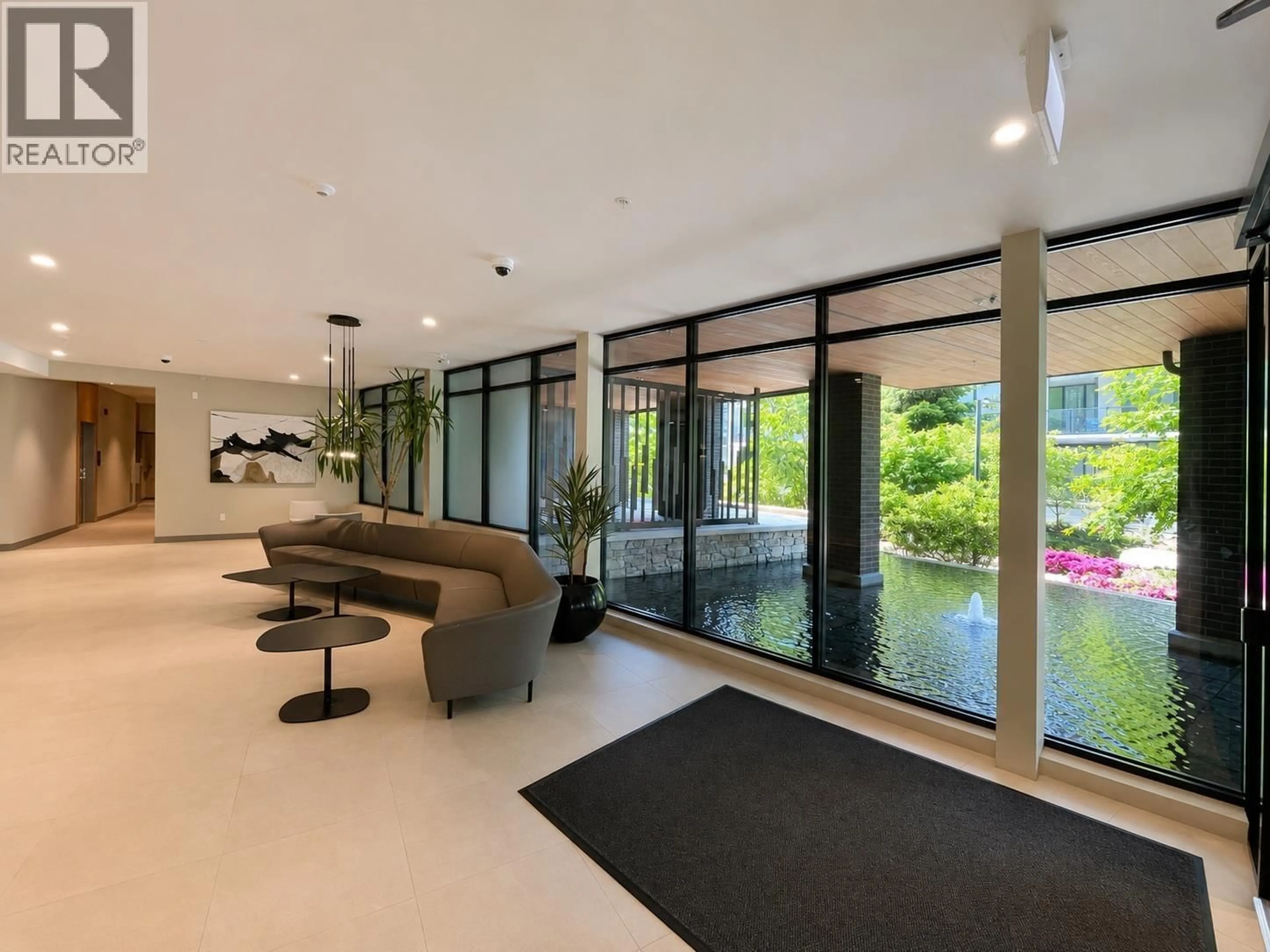Indoor foyer for 417 - 3581 ROSS DRIVE, Vancouver British Columbia V6S0K5