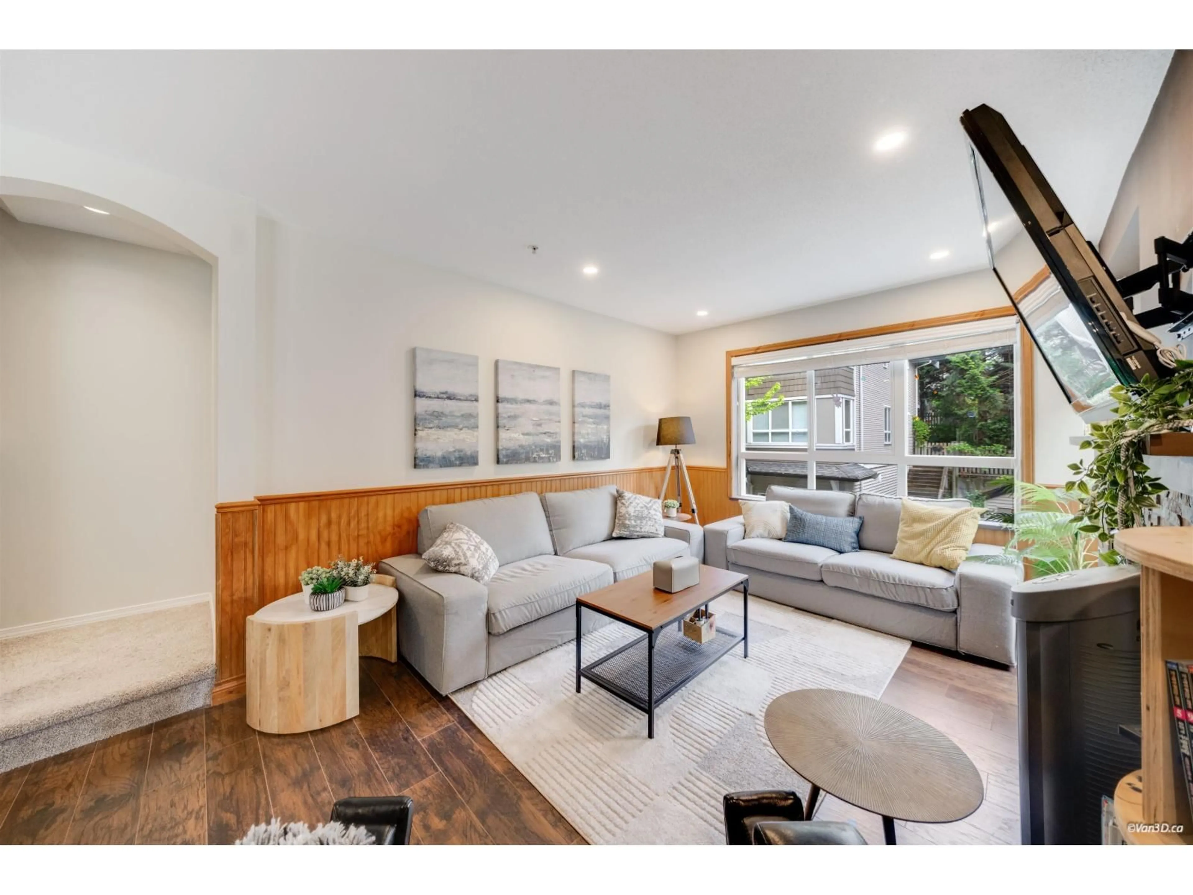 Living room with furniture, wood/laminate floor for 138 - 6747 203 STREET, Langley British Columbia V2Y3B5